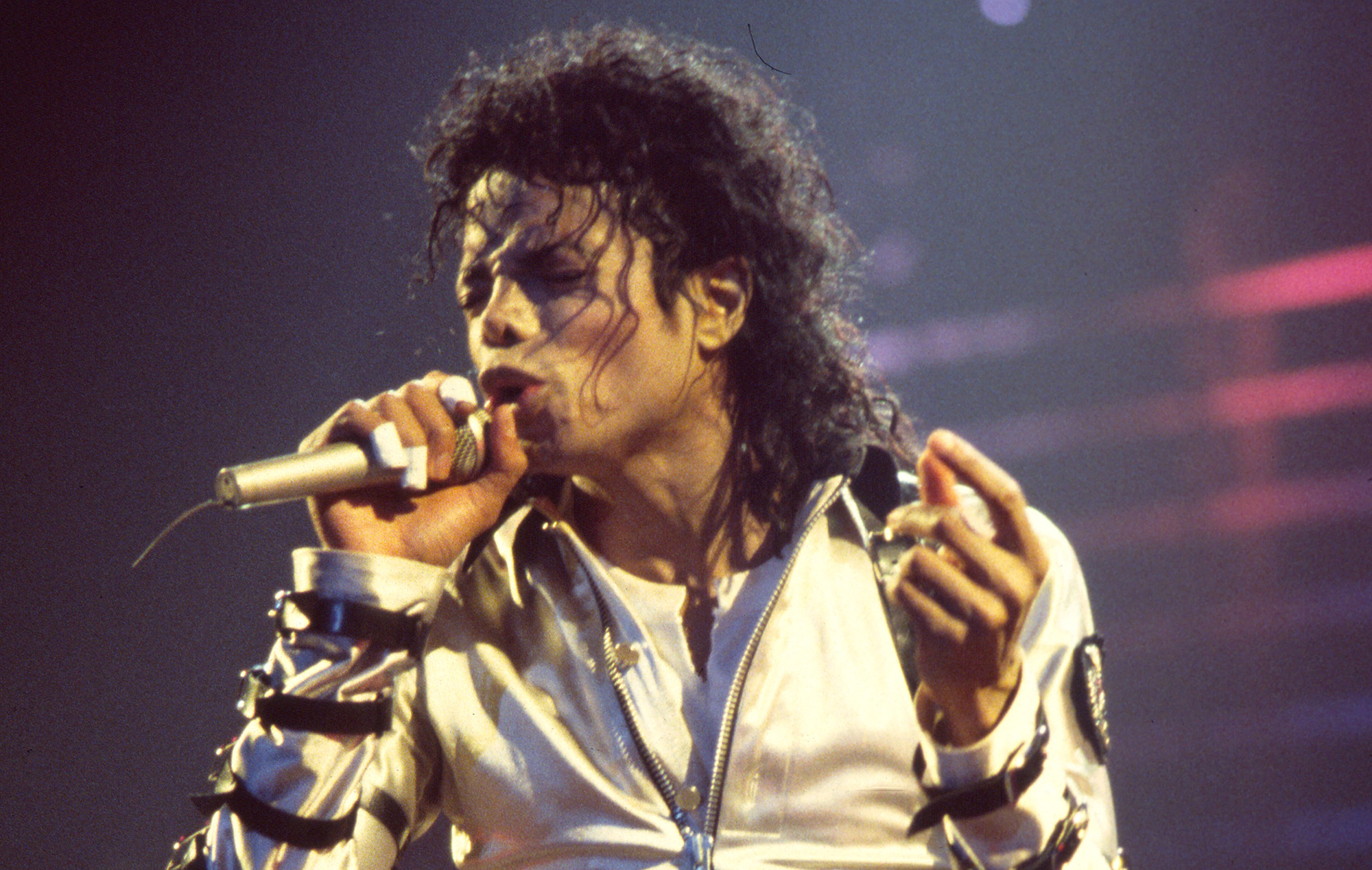 Sony rachète une participation dans le catalogue de Michael Jackson dans le cadre d'un accord historique