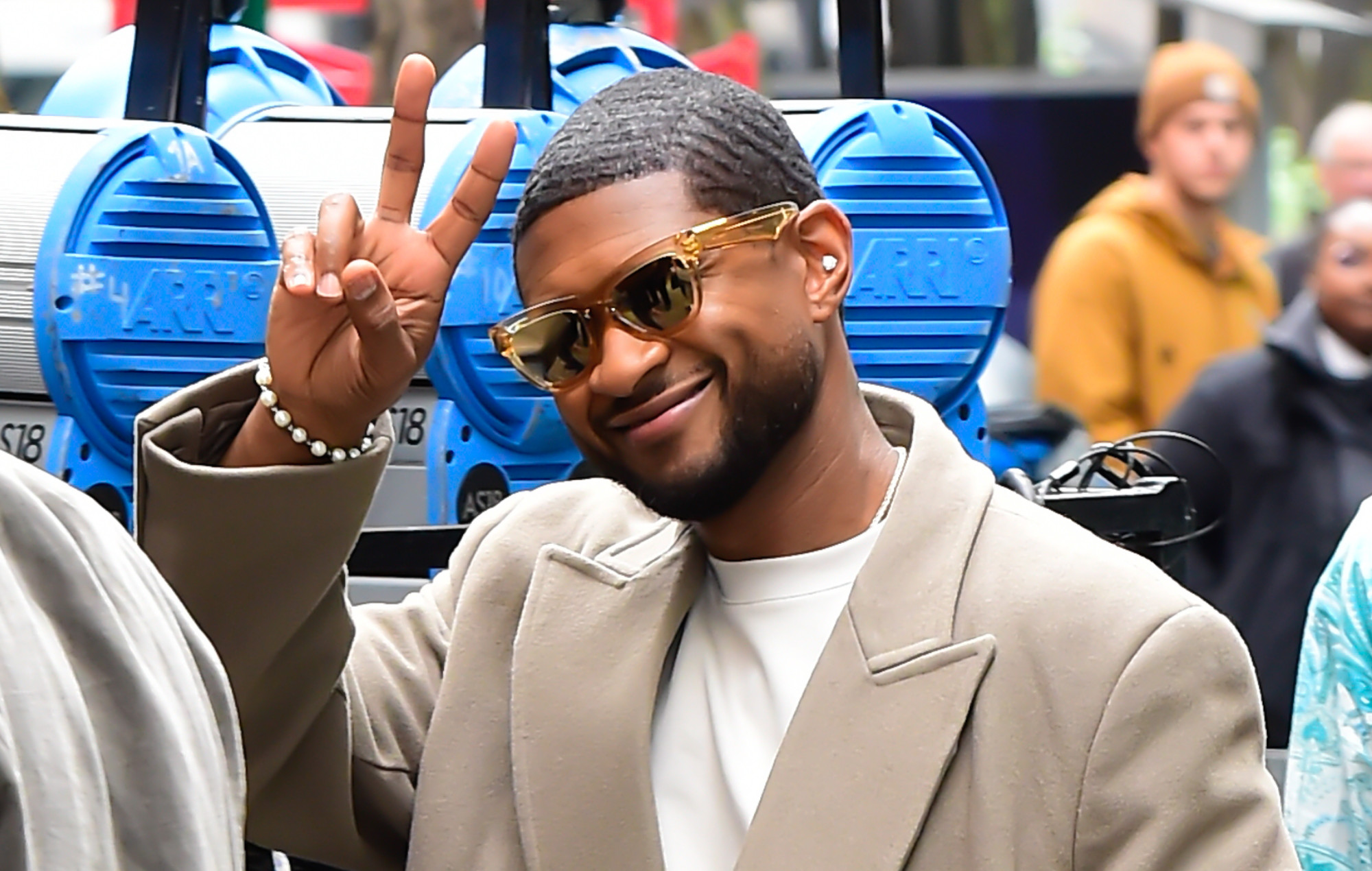 Usher admet qu'il a presque abandonné la musique avant le concert du Super Bowl