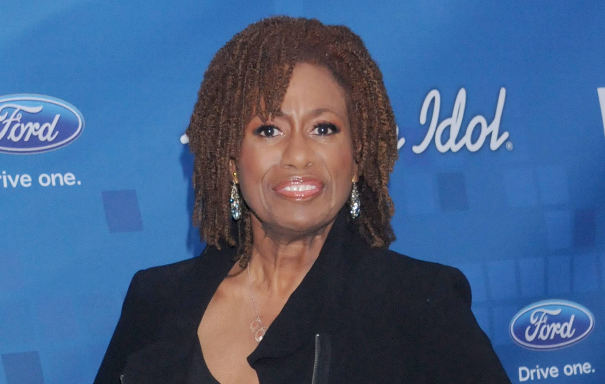 Debra Byrd, coach de The Voice, est décédée à l'âge de 72 ans, avec Jennifer Hudson en tête des hommages