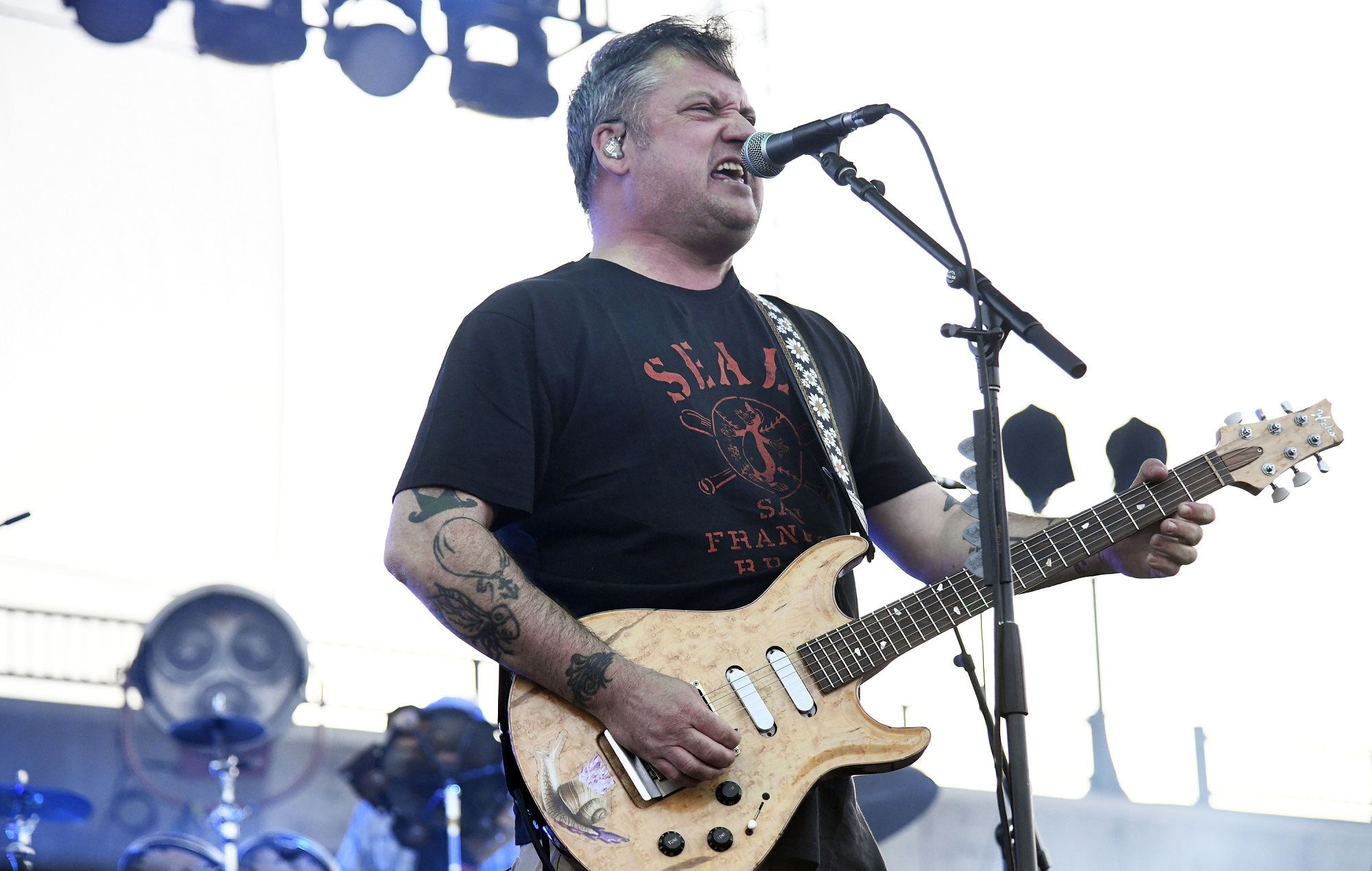 Modest Mouse annonce la réédition du 20e anniversaire de « Good News For People Who Love Bad News »