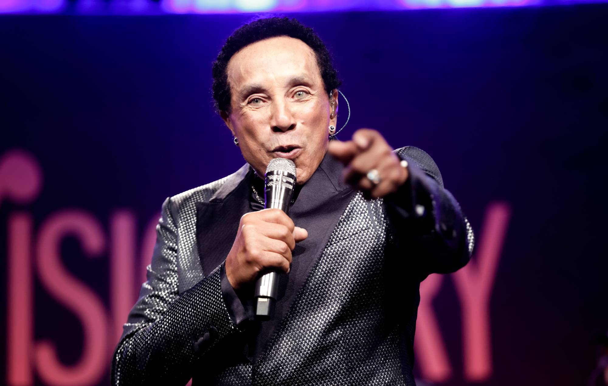 Smokey Robinson confirme qu'il est en pourparlers pour Glastonbury 2024