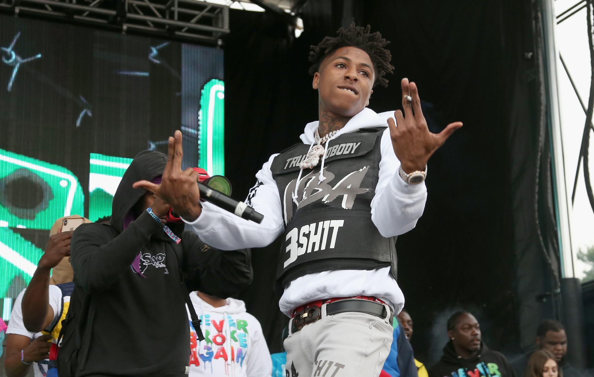 YoungBoy Never Broke Again arrêté pour drogue, arme à feu et fraude