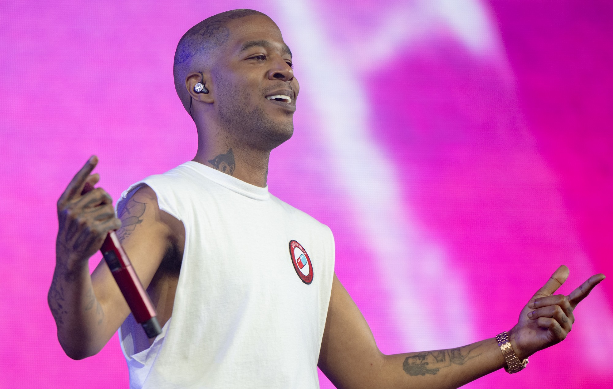 Le set Coachella de Kid Cudi se termine prématurément après s'être cassé le pied