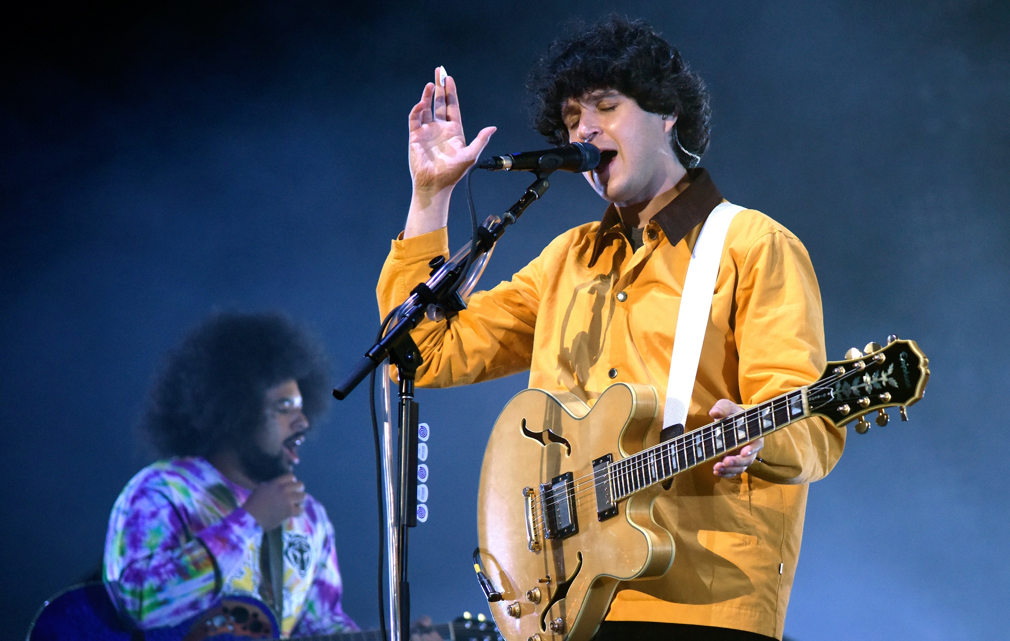Comment regarder l'émission de Vampire Weekend pour marquer l'éclipse solaire