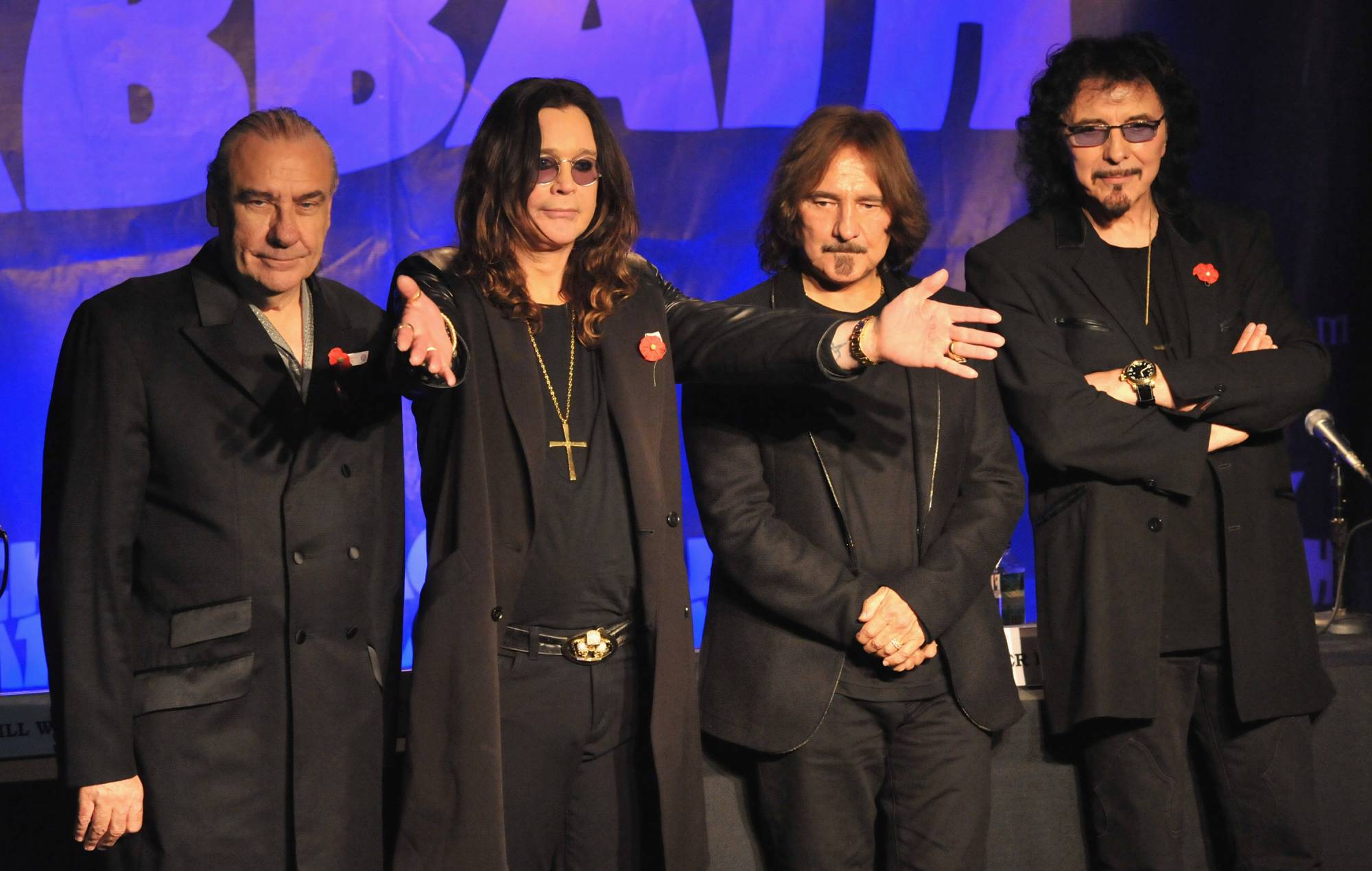 Ozzy Osbourne "sauterait sur l'occasion" de jouer le dernier concert de Black Sabbath avec Bill Ward : "C'est inachevé"