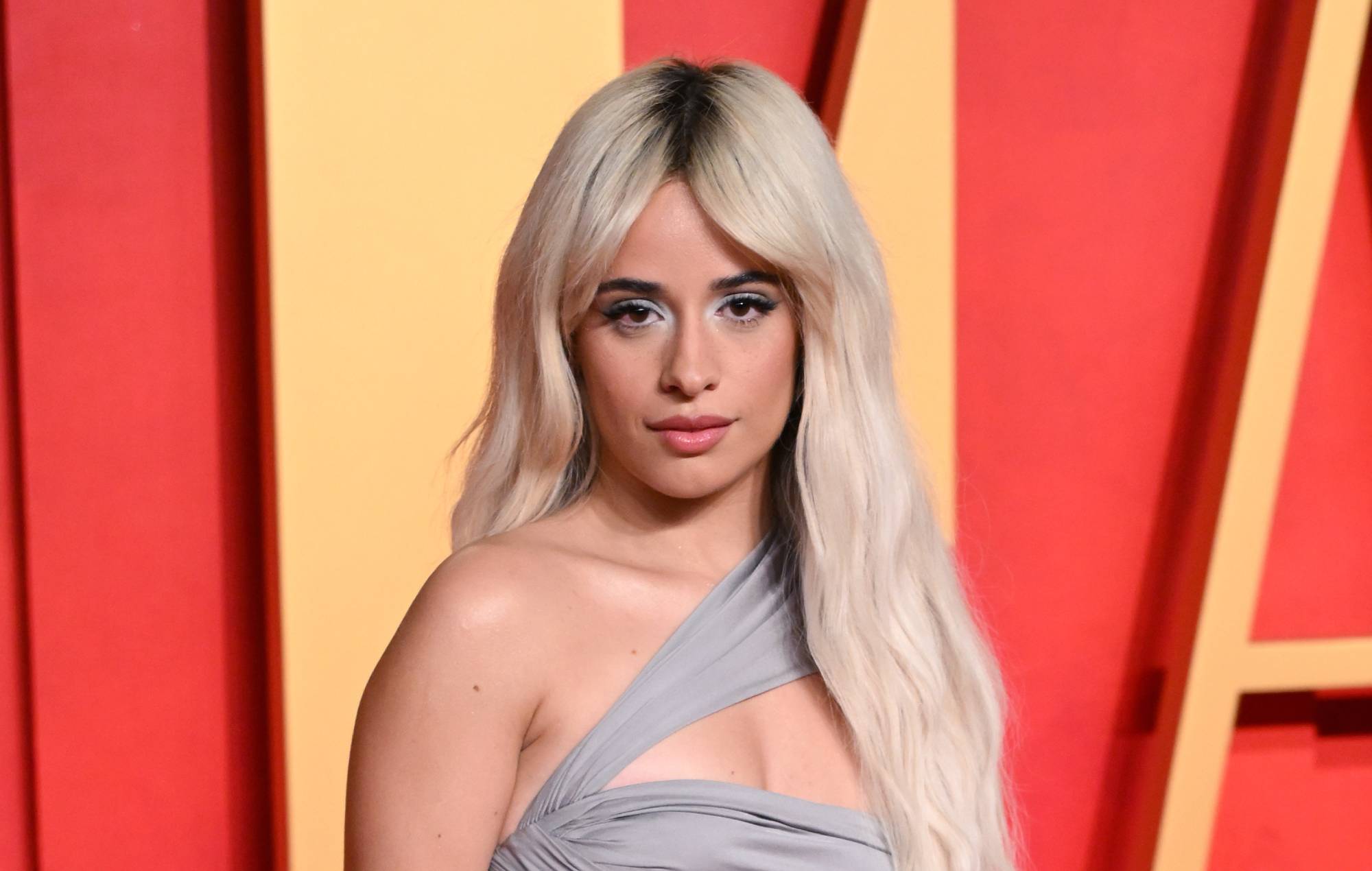 Camila Cabello annonce le nouvel album 'C, XOXO'