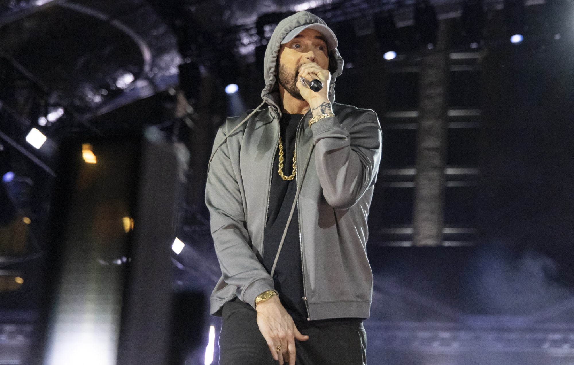 Eminem dévoile une bande-annonce présentant le nouveau single "Tobey" avec Big Sean et BabyTron
