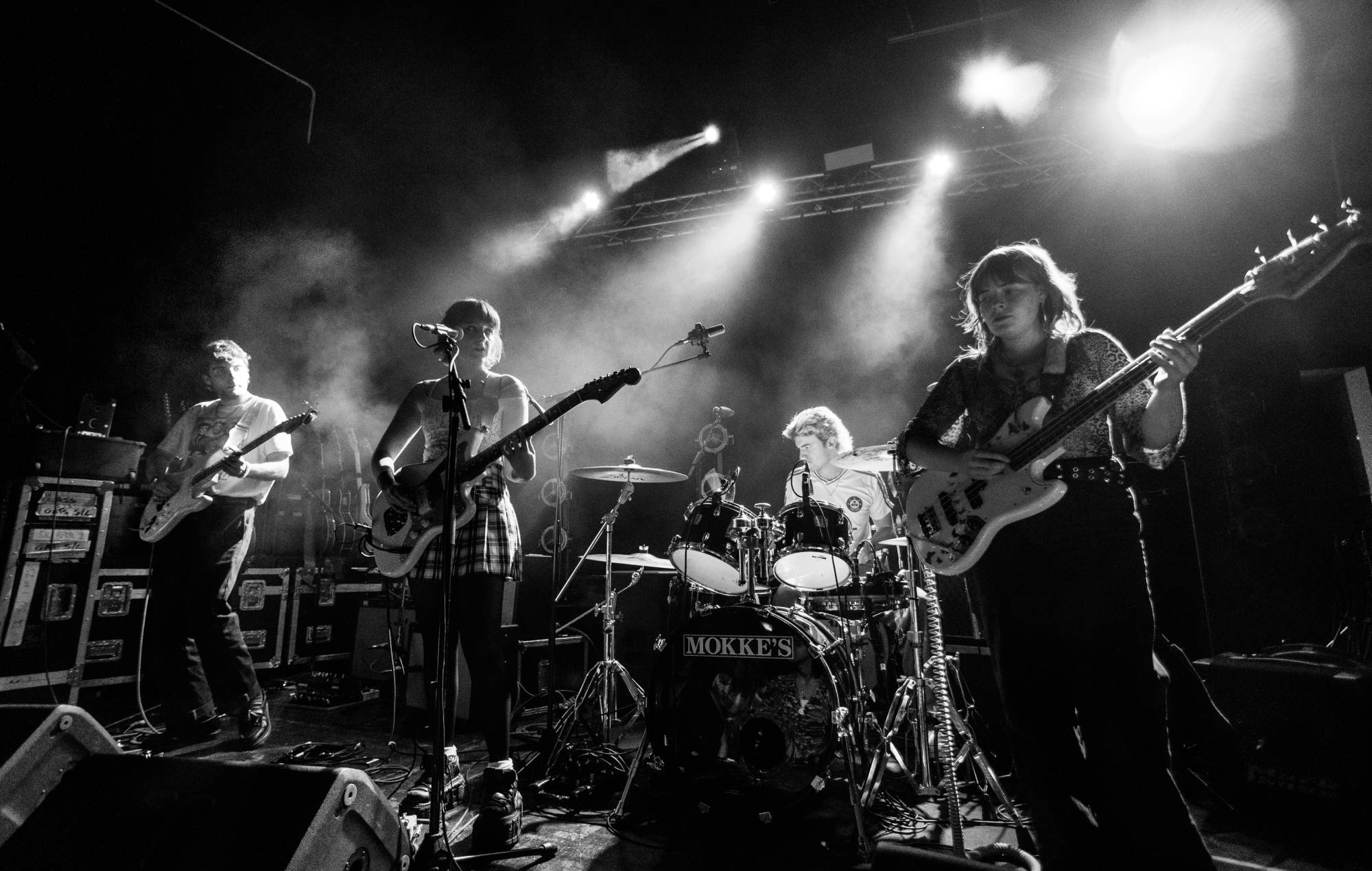 NewDad parle de leur reprise de « Just Like Heaven » de The Cure et de leur tournée avec Luke Hemmings