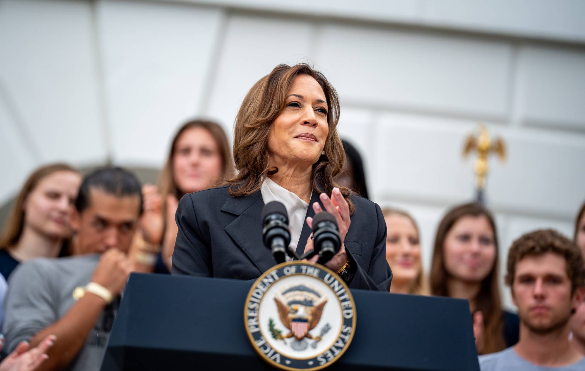 Il existe désormais un générateur pour créer votre propre mème en vinyle de Kamala Harris