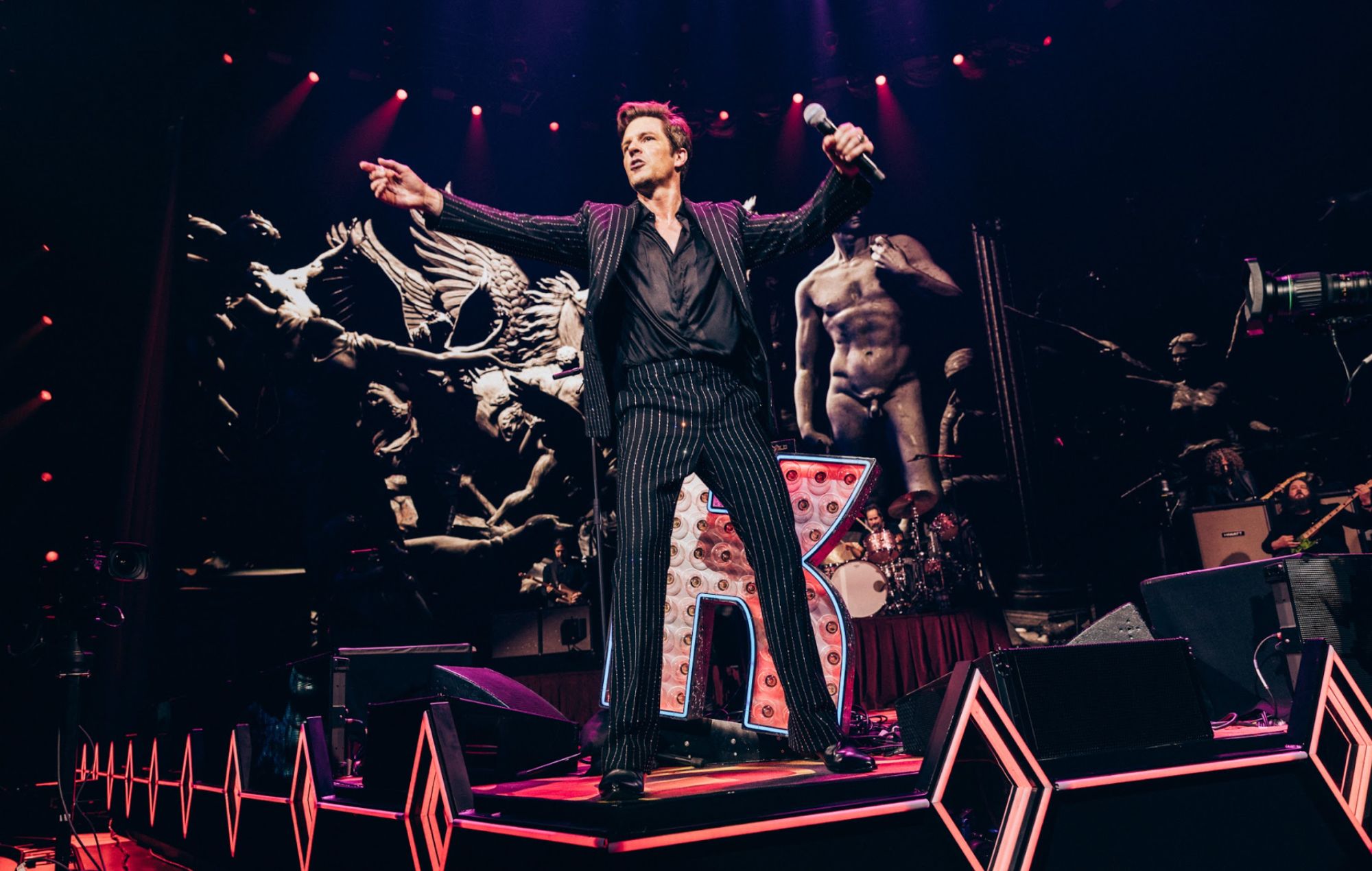Les Killers ont préparé une réponse au cas où l'Angleterre perdrait la demi-finale de l'Euro lors de leur concert à Londres : « Nous avions prévu des scénarios »