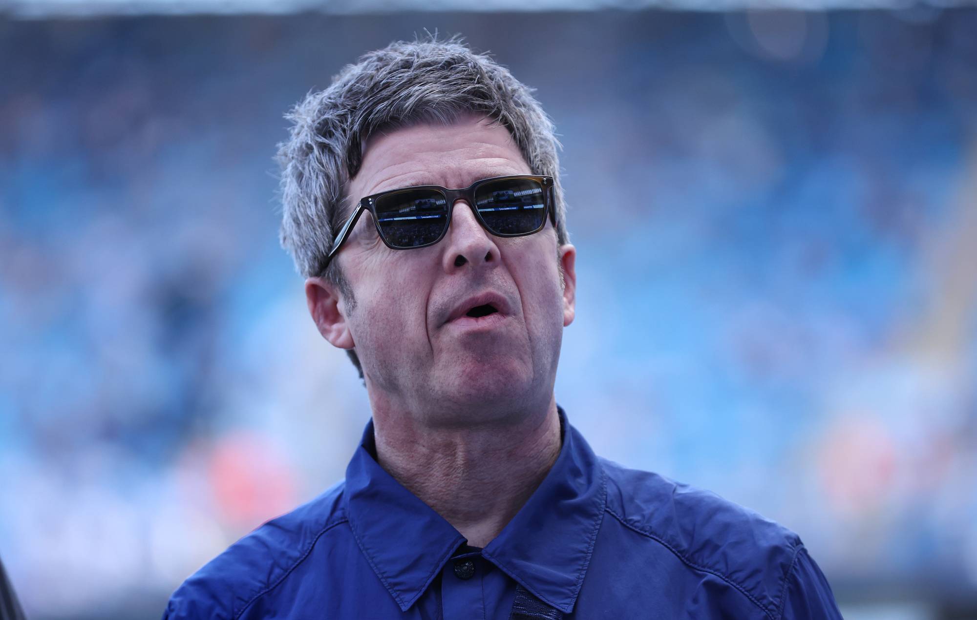 Noel Gallagher partage sa frustration d'avoir dû subir une opération chirurgicale pour son « mauvais genou »