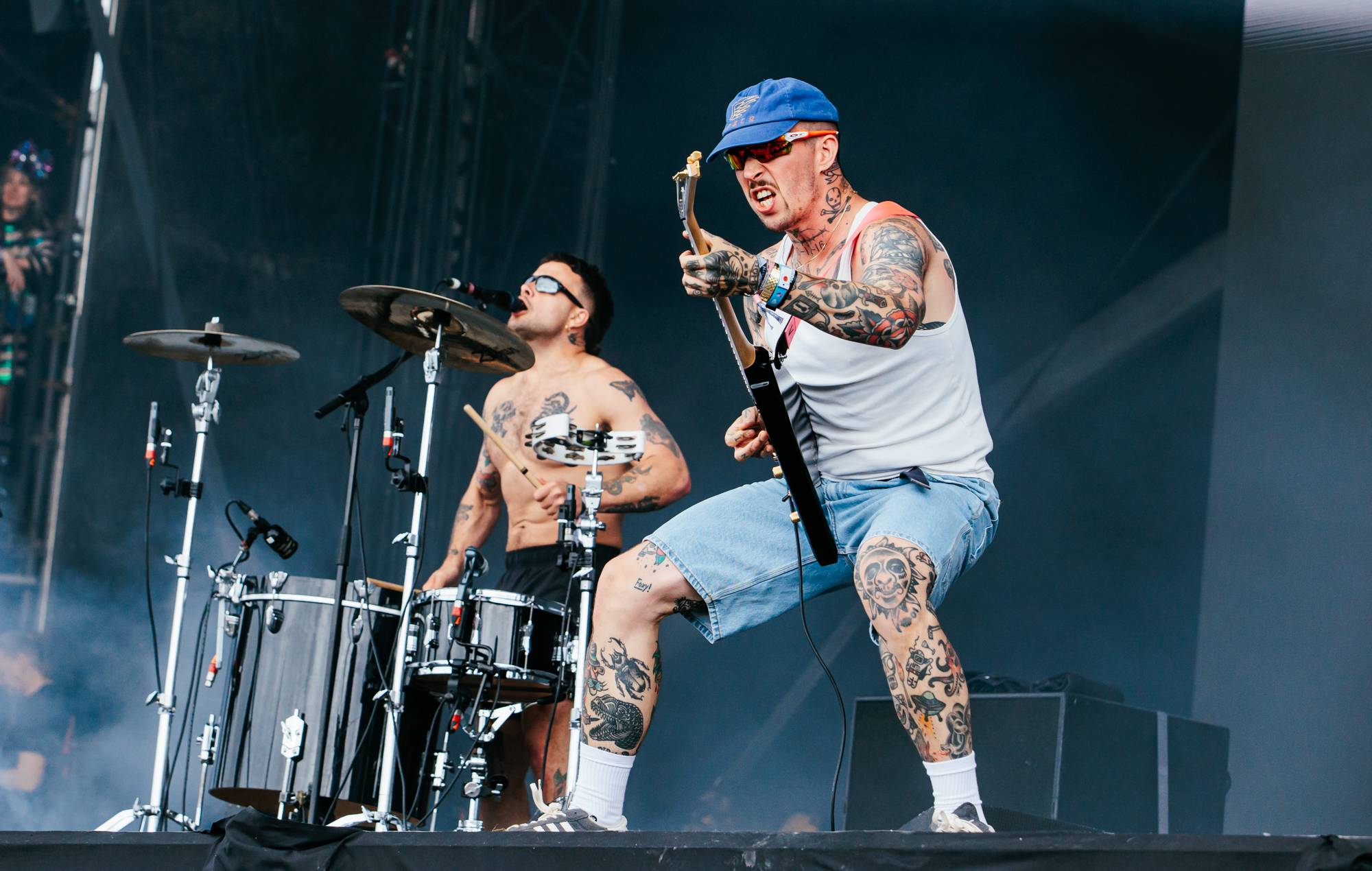 Regardez Bob Vylan rejoindre Soft Play pour « One More Day Won't Hurt » à Glastonbury 2024