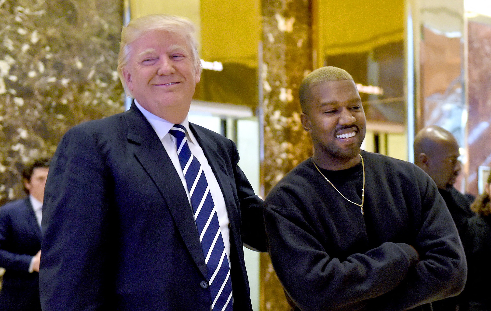 Kanye West surprend les fans de Donald Trump lors d'un rassemblement à Los Angeles