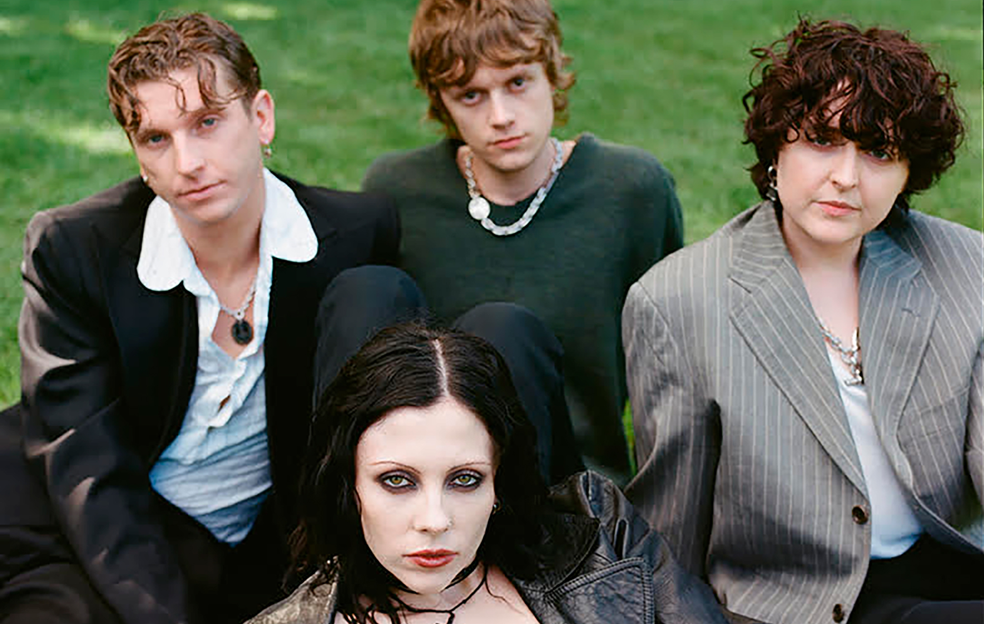 Pale Waves – Critique de « Smitten » : la libération amoureuse