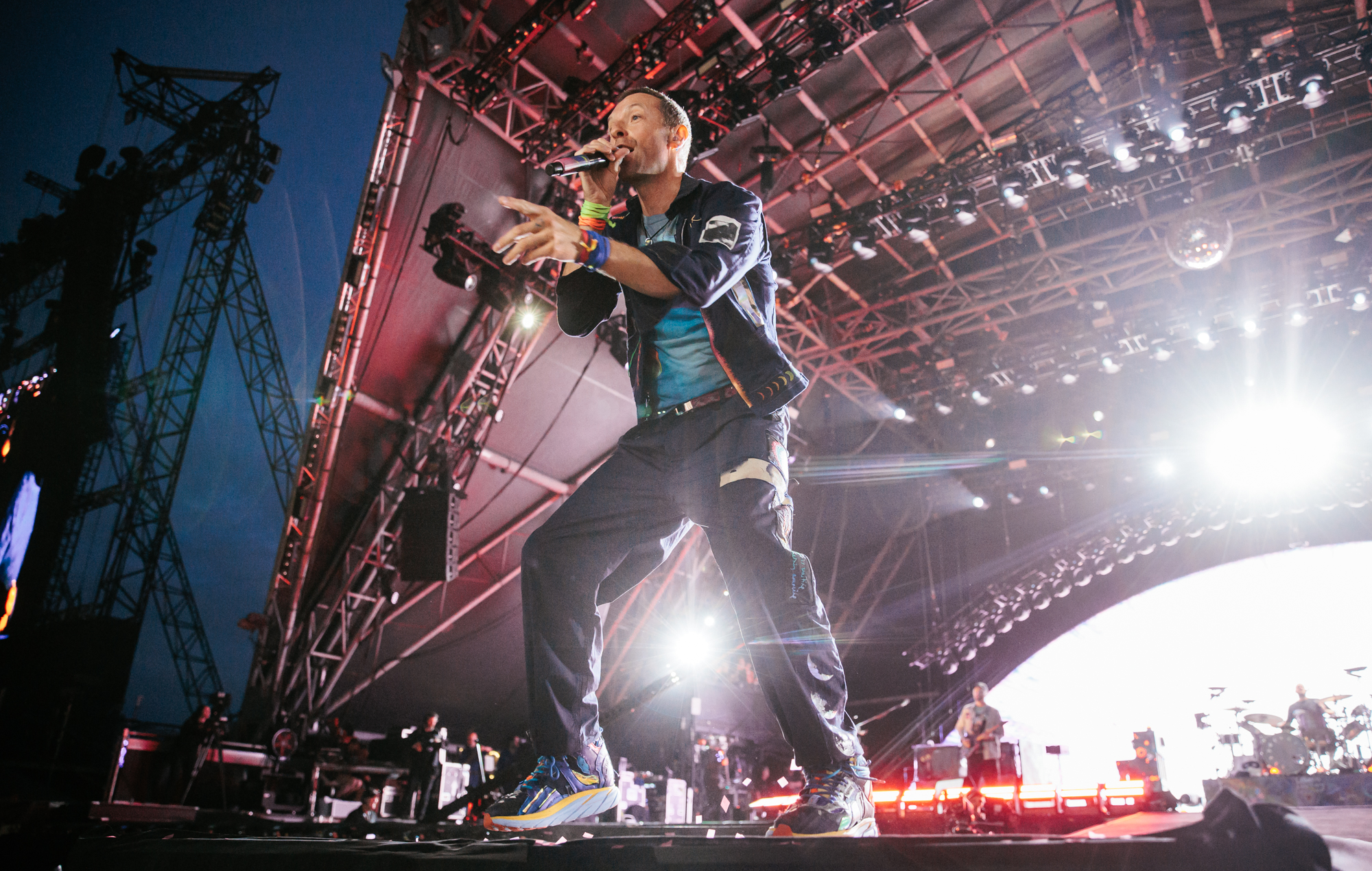 Coldplay dévoile ses concerts dans les stades britanniques en 2025 – avec un don au Music Venue Trust