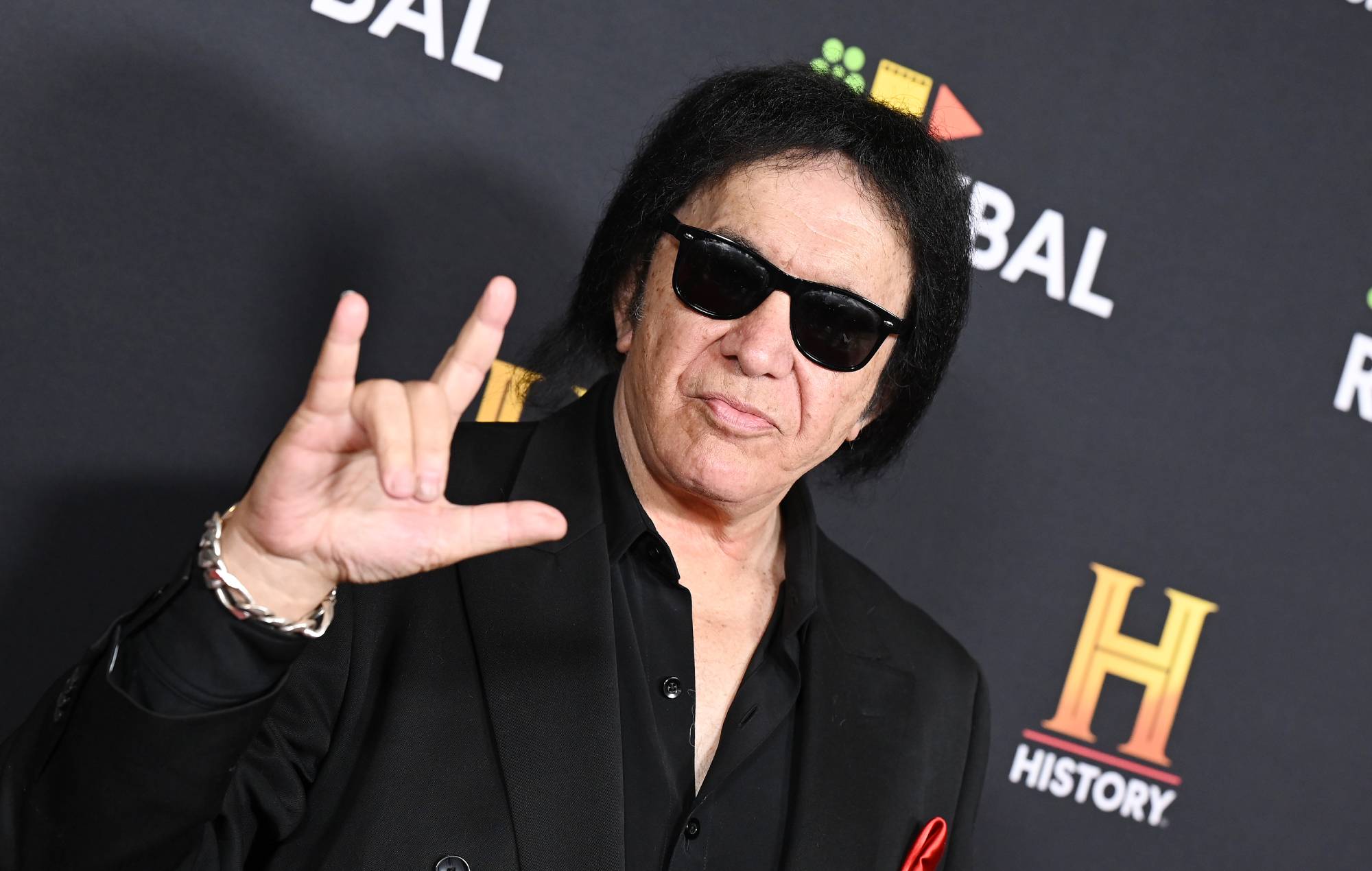 Gene Simmons affirme avoir récupéré le mot « connard »