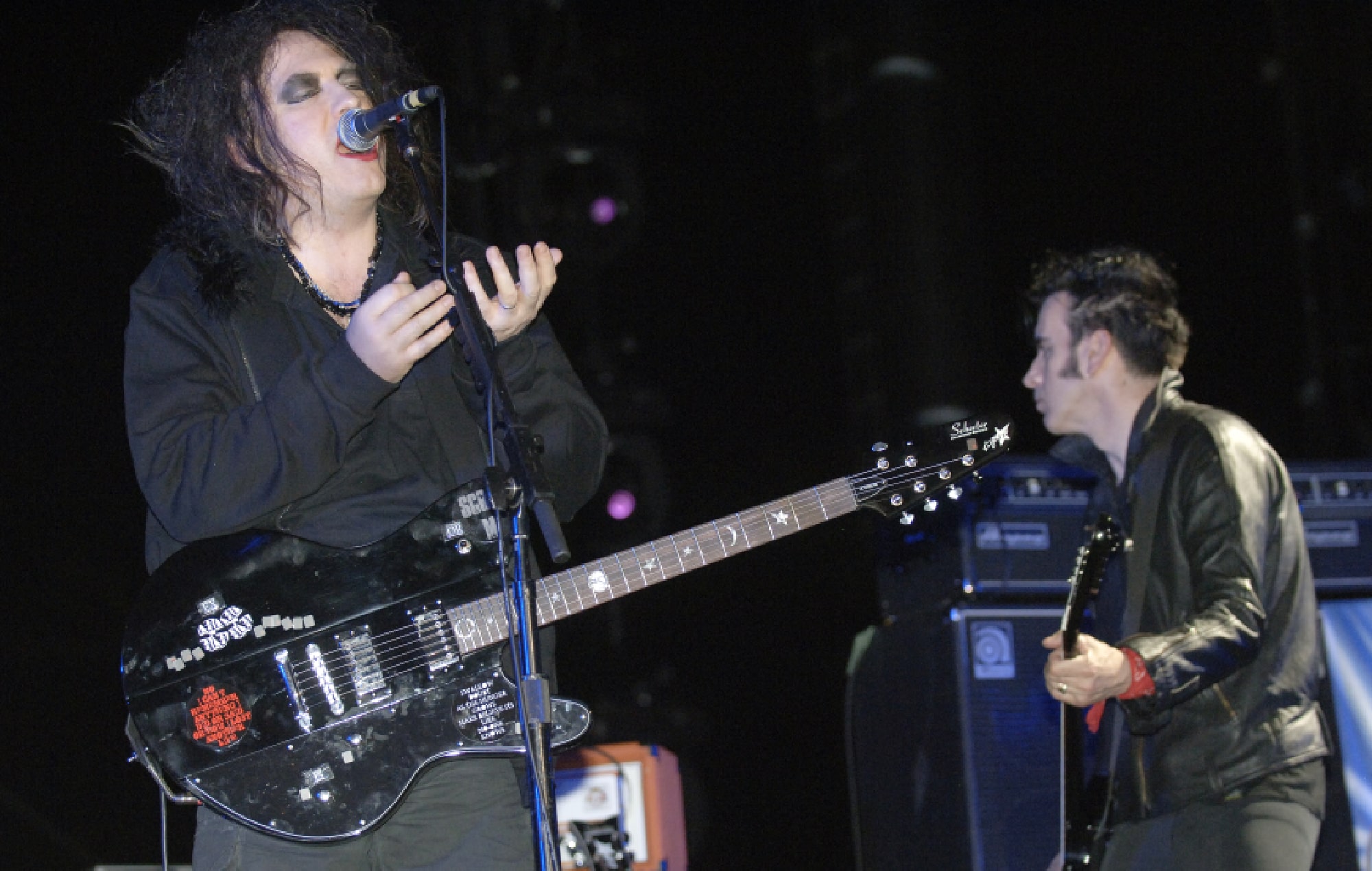 Écoutez un extrait de la nouvelle chanson douce-amère de The Cure, « And Nothing Is Forever »