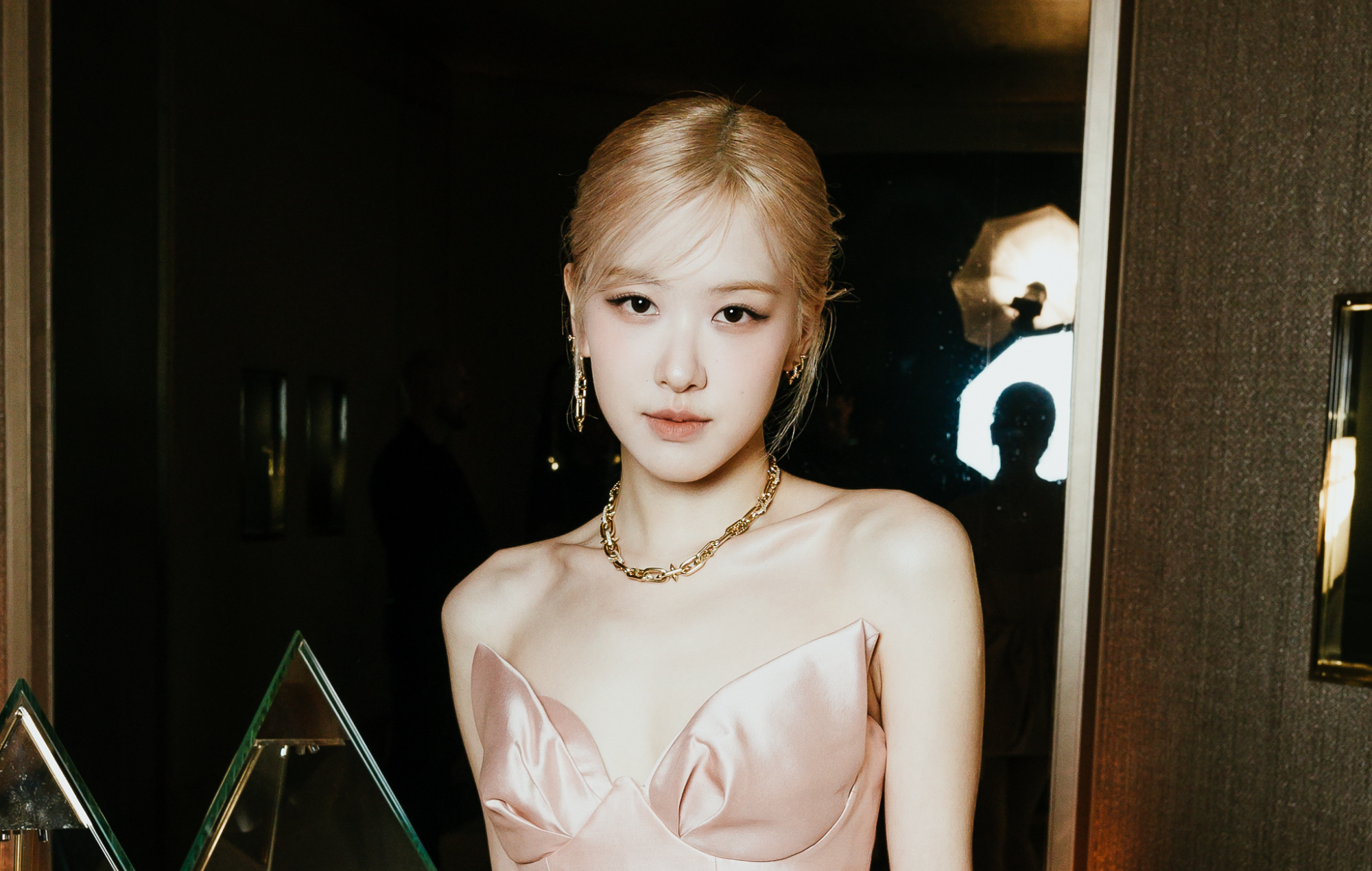Rosé de BLACKPINK dit que les commentaires haineux ont inspiré une chanson « dégoûtante et vulnérable » sur son prochain album