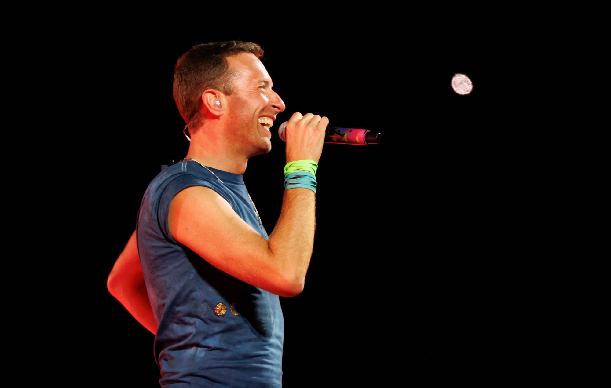 Chris Martin explique pourquoi Coldplay « mérite de se faire chier » par les haineux