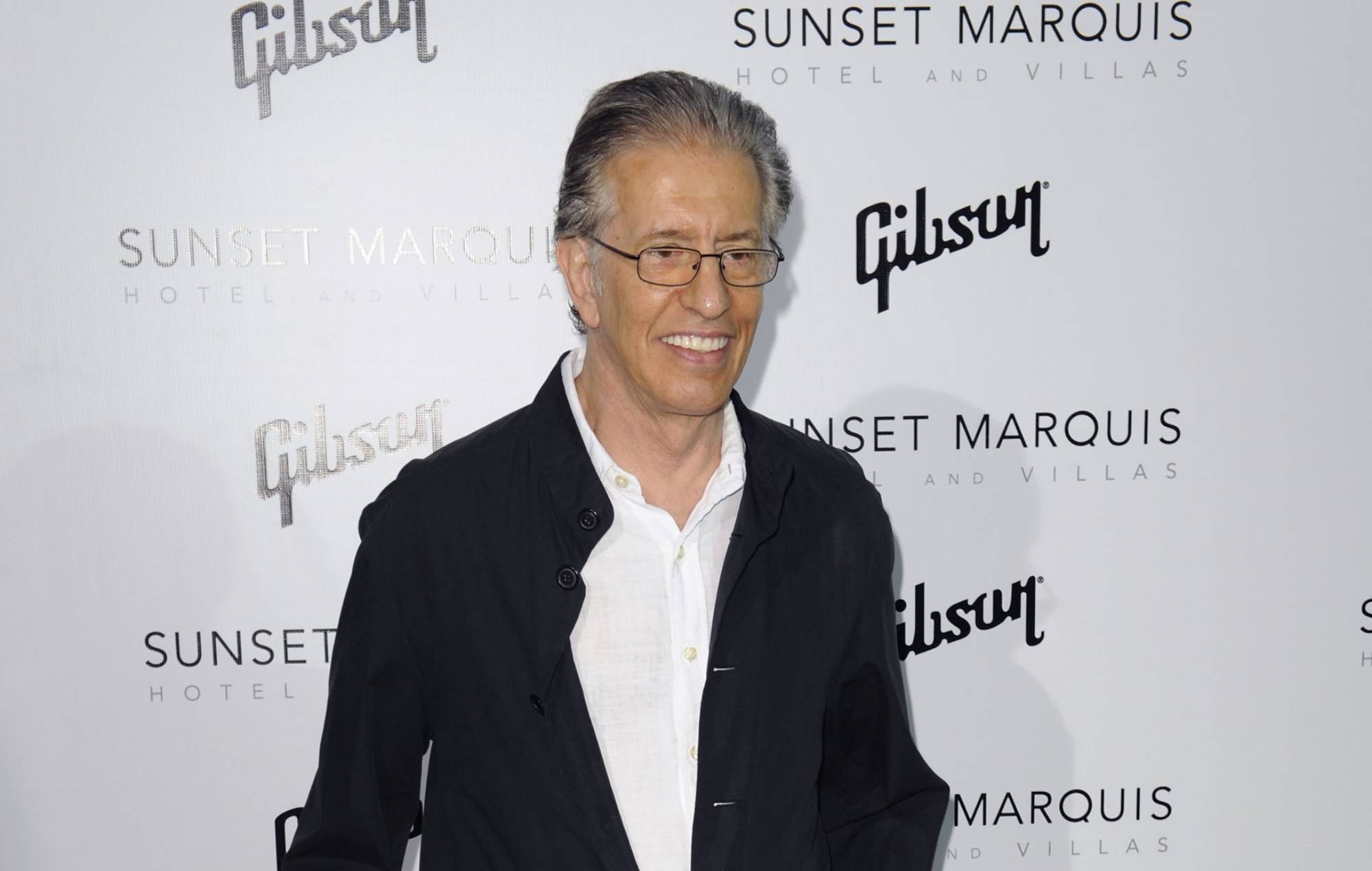 Le légendaire producteur de disques Richard Perry est décédé à l'âge de 82 ans.