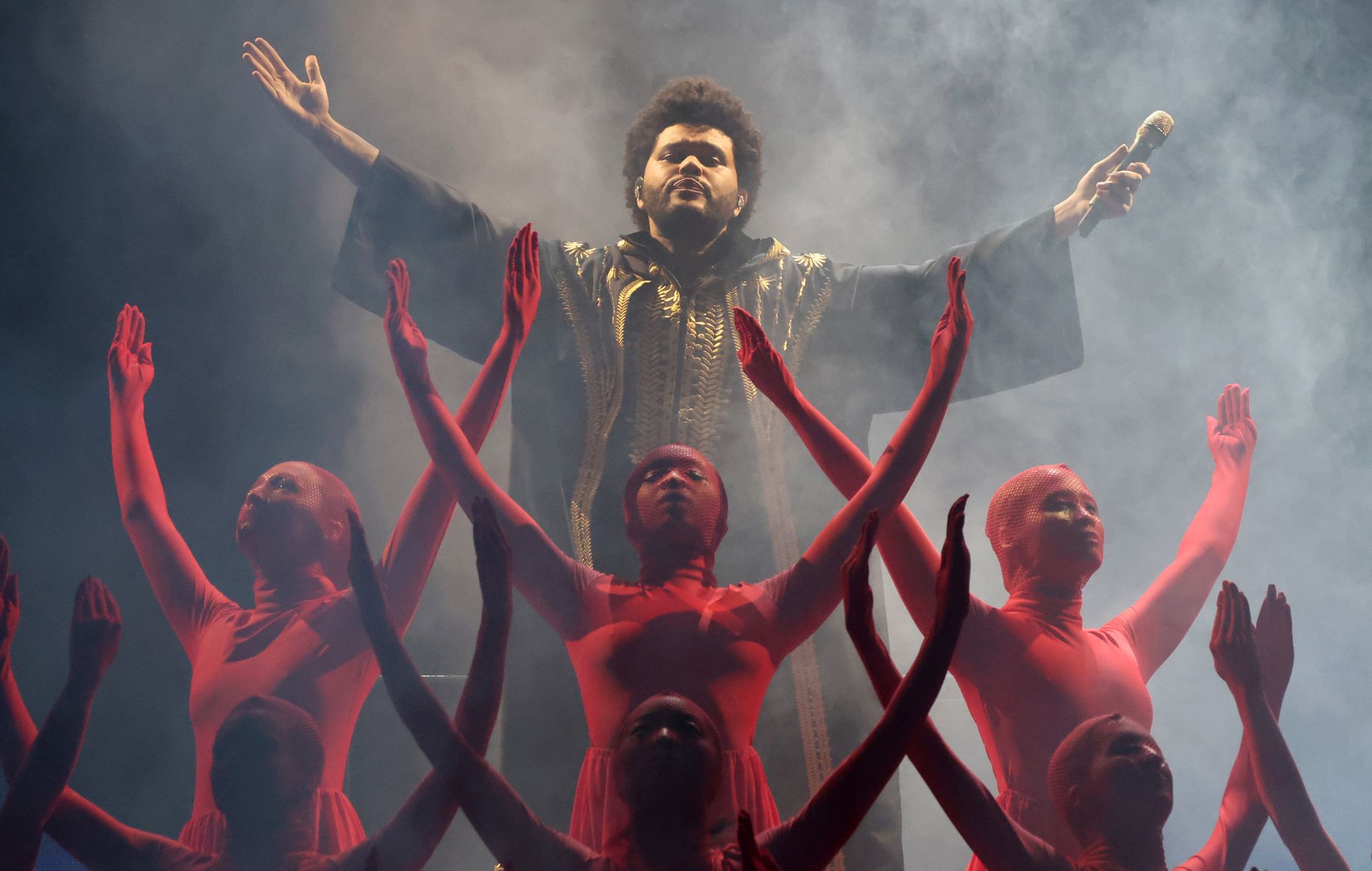 The Weeknd annonce "All New Show" pour Massive 'après les heures jusqu'à Dawn' 2025 North American Stadium Tour