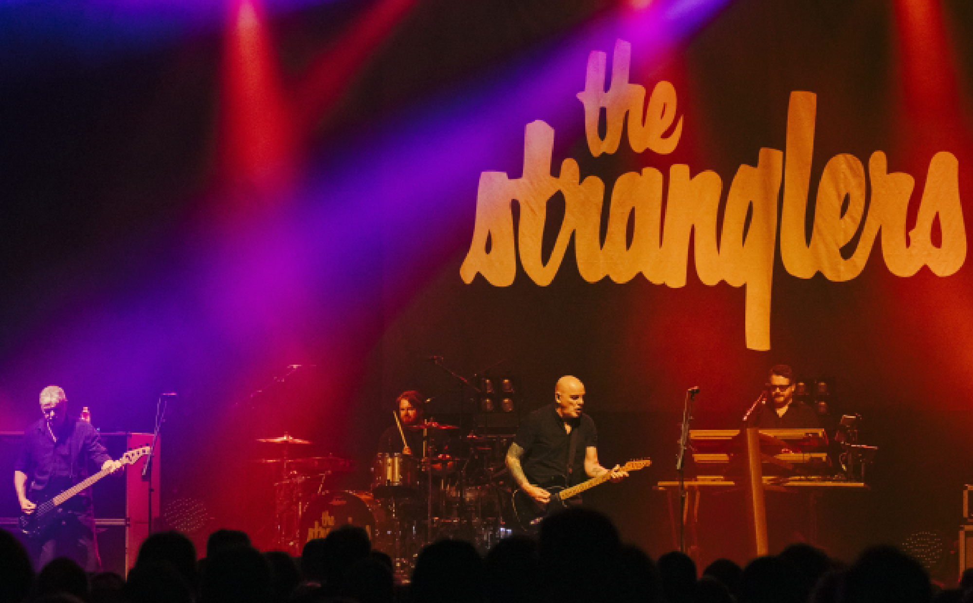 Les Stranglers annoncent la tournée au Royaume-Uni automne 2025 avec Buzzcocks