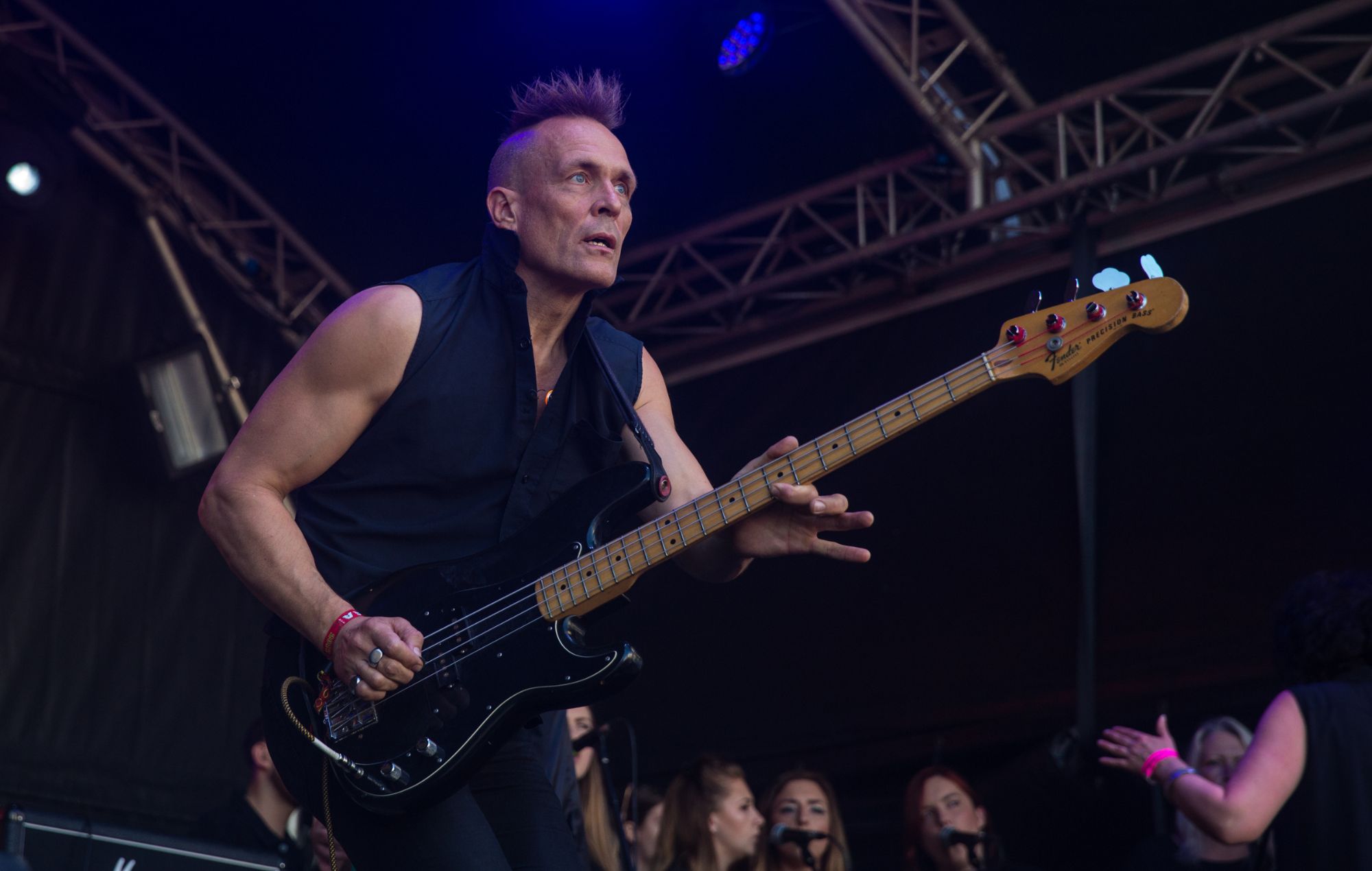 John Robb pour héberger des questions et réponses avec les icônes "post-punk, rock gothique et New Wave" sur la scène littéraire intime