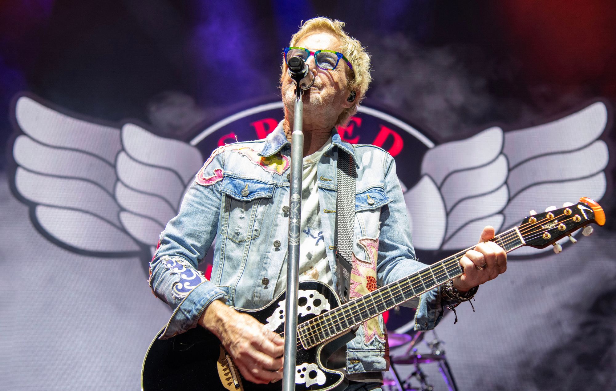 Kevin Cronin "a dérangé et blessé" après être exclu de la réunion unique de REO Speedwagon