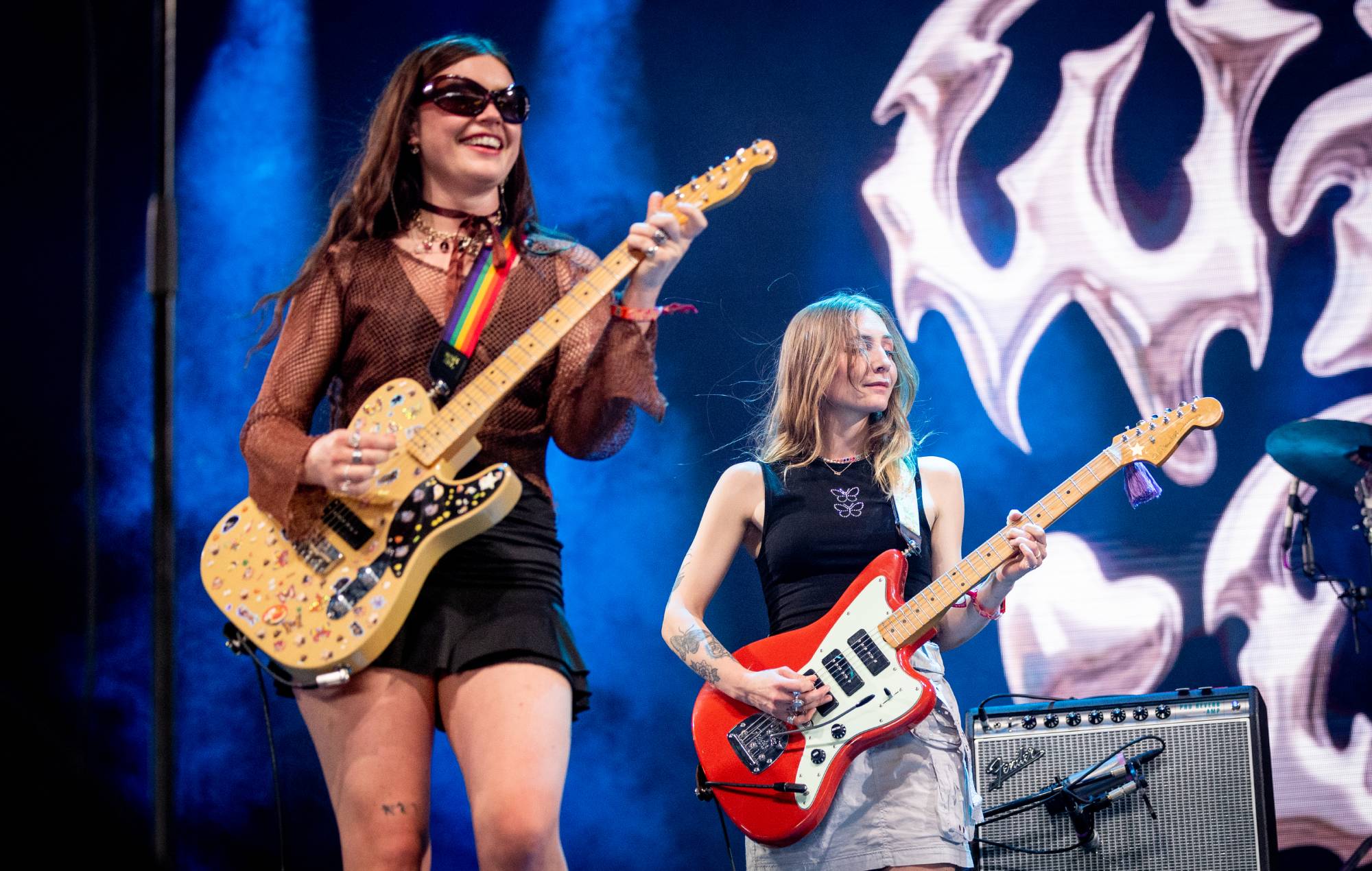 Partage de la jambe humide de la première nouvelle musique en trois ans