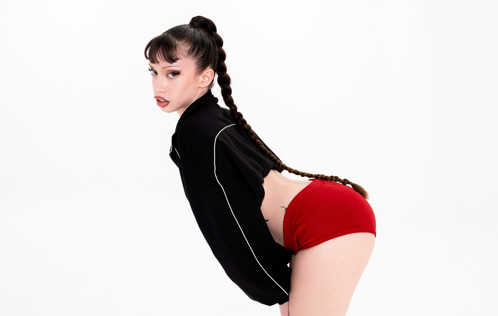Six sexe - revue «X-Sex»: électrification, plaisir X-Rated