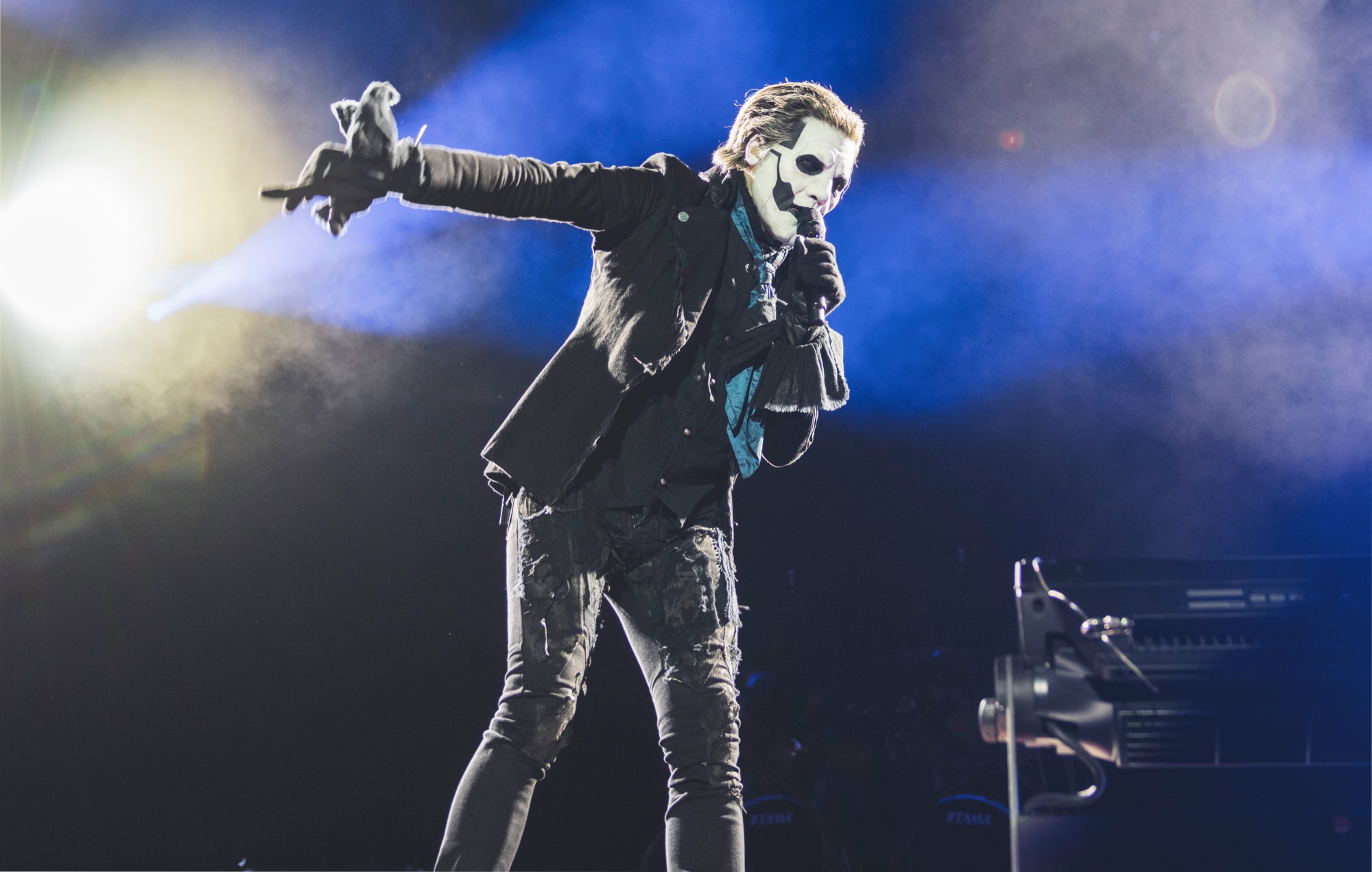 Ghost expliquer ce qui est arrivé à Papa émérite IV