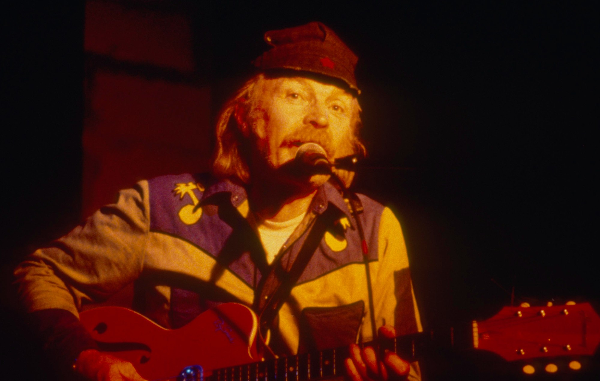 Michael Hurley, pionnier des folkloriques étrangers, est décédé, âgé de 83 ans
