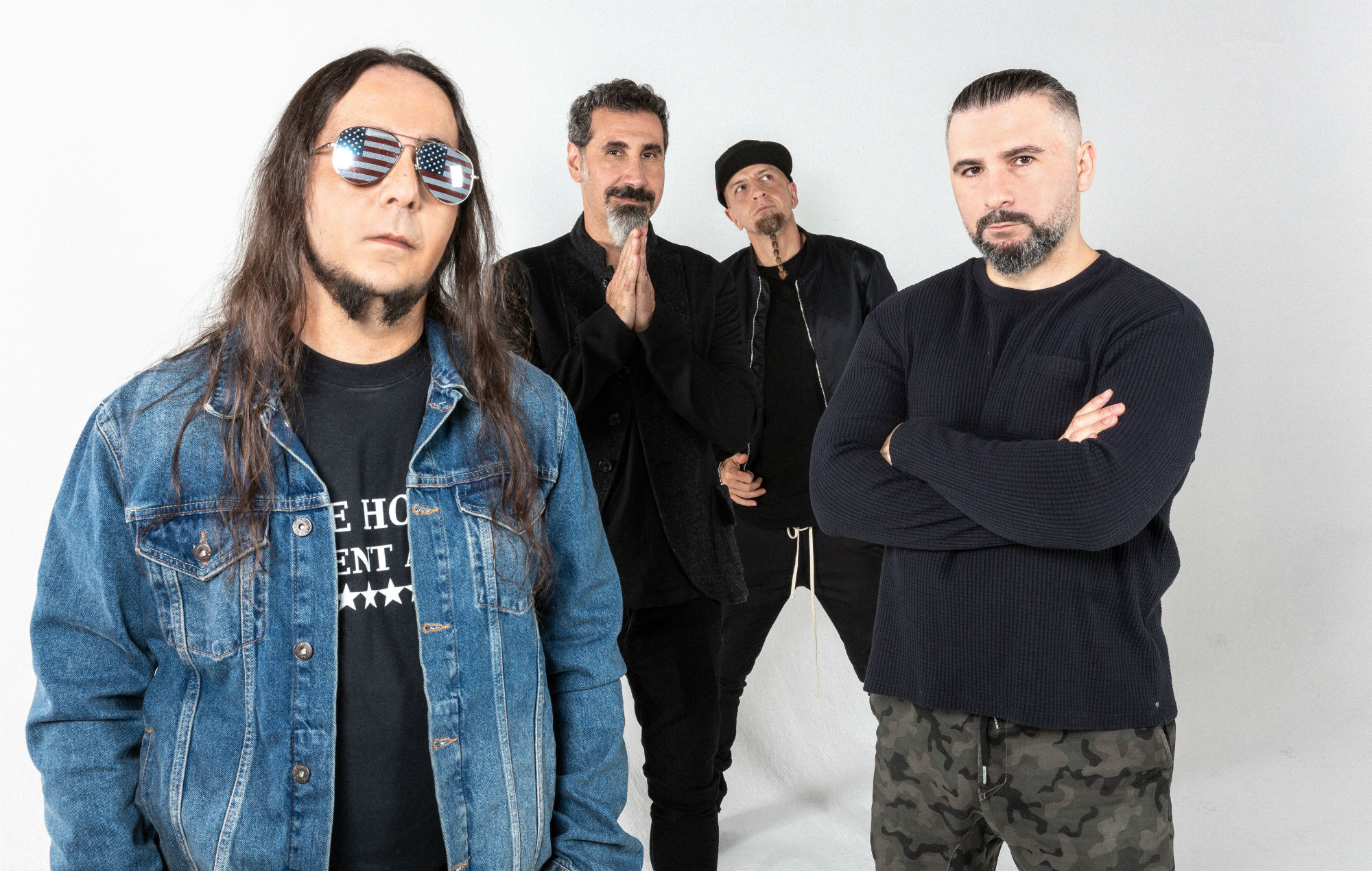 Regardez des images de drones viraux de System of a Down's Fiery Brazil Show