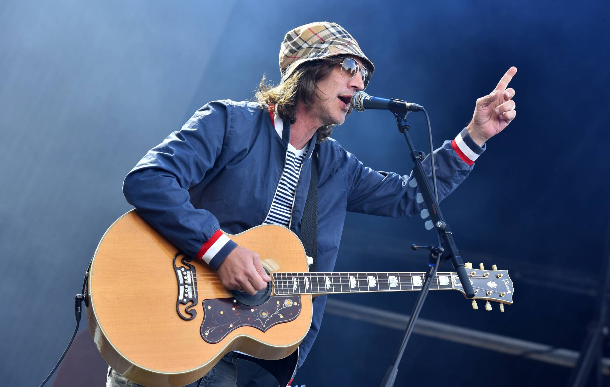Richard Ashcroft sur les raisons pour lesquelles il a expliqué à Noel Gallagher qu'il était "la seule personne" à soutenir Oasis lors de la tournée de retrouvailles