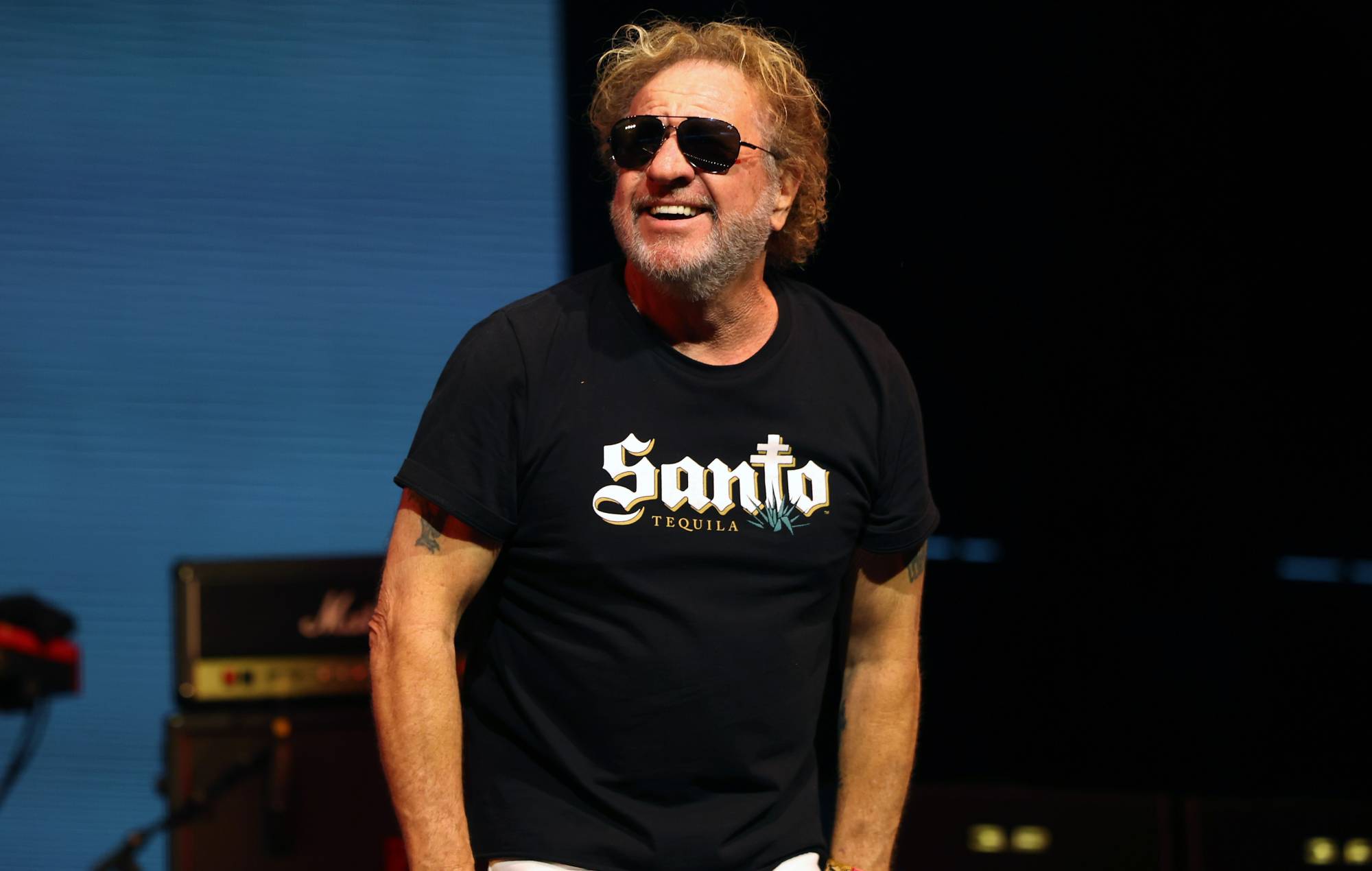 Sammy Hagar affirme qu'Alex Van Halen est "en colère" parce que "je suis sorti" et "il ne peut pas"