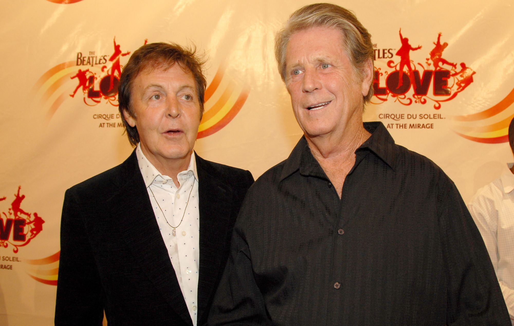Paul McCartney rend hommage à Brian Wilson: "Je l'aimais"