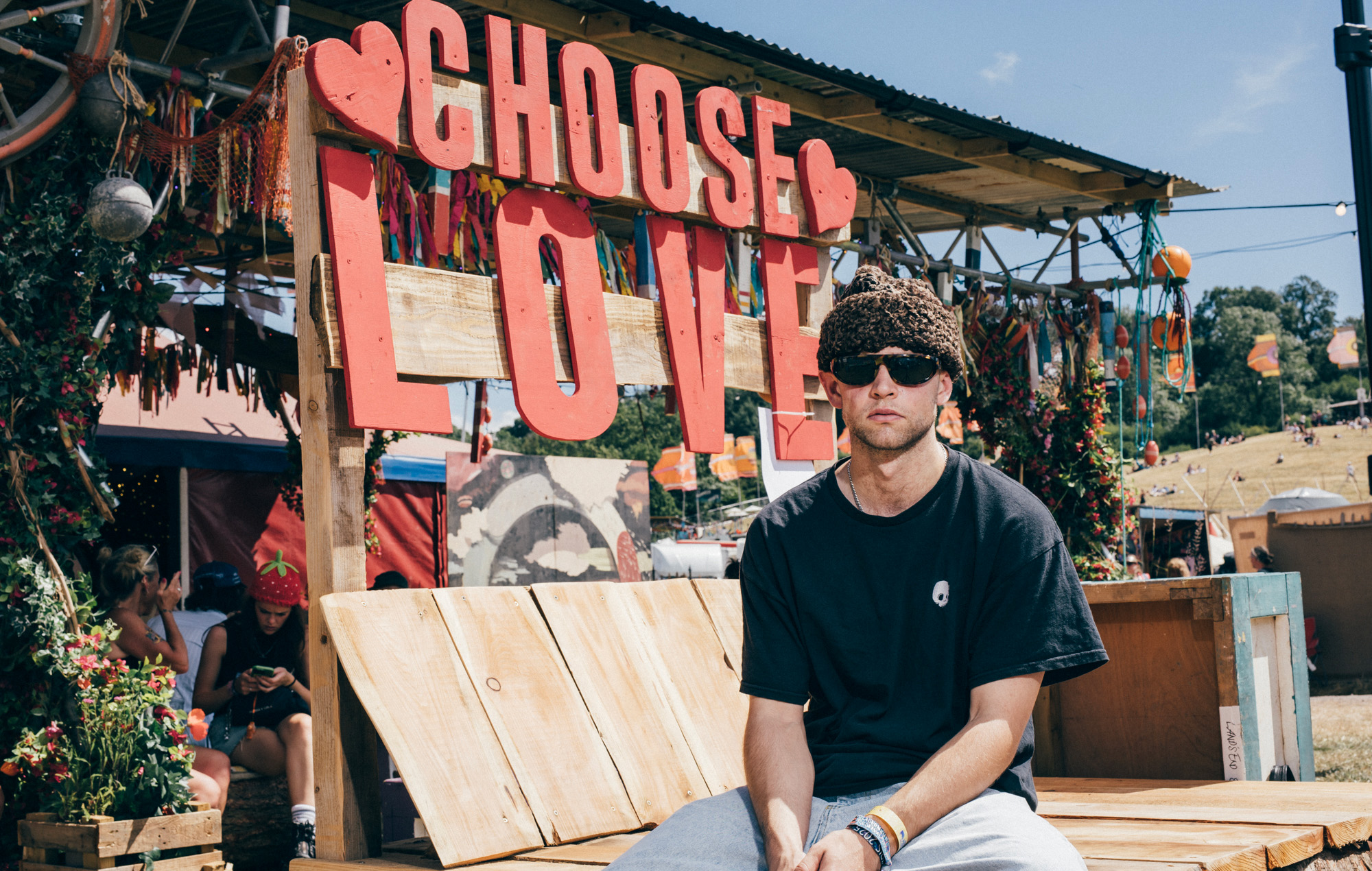 Wunderhorse réfléchit sur le succès des «midas» et parle de la nouvelle musique à Glastonbury 2025