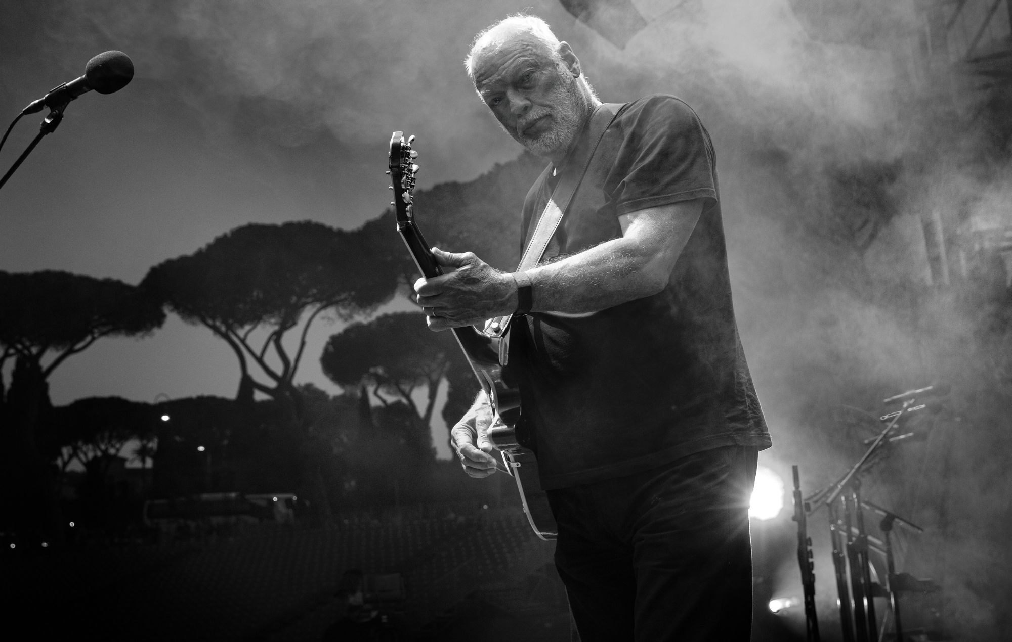 David Gilmour annonce `` Live at Circus Maximus, Rome 'Live Movie