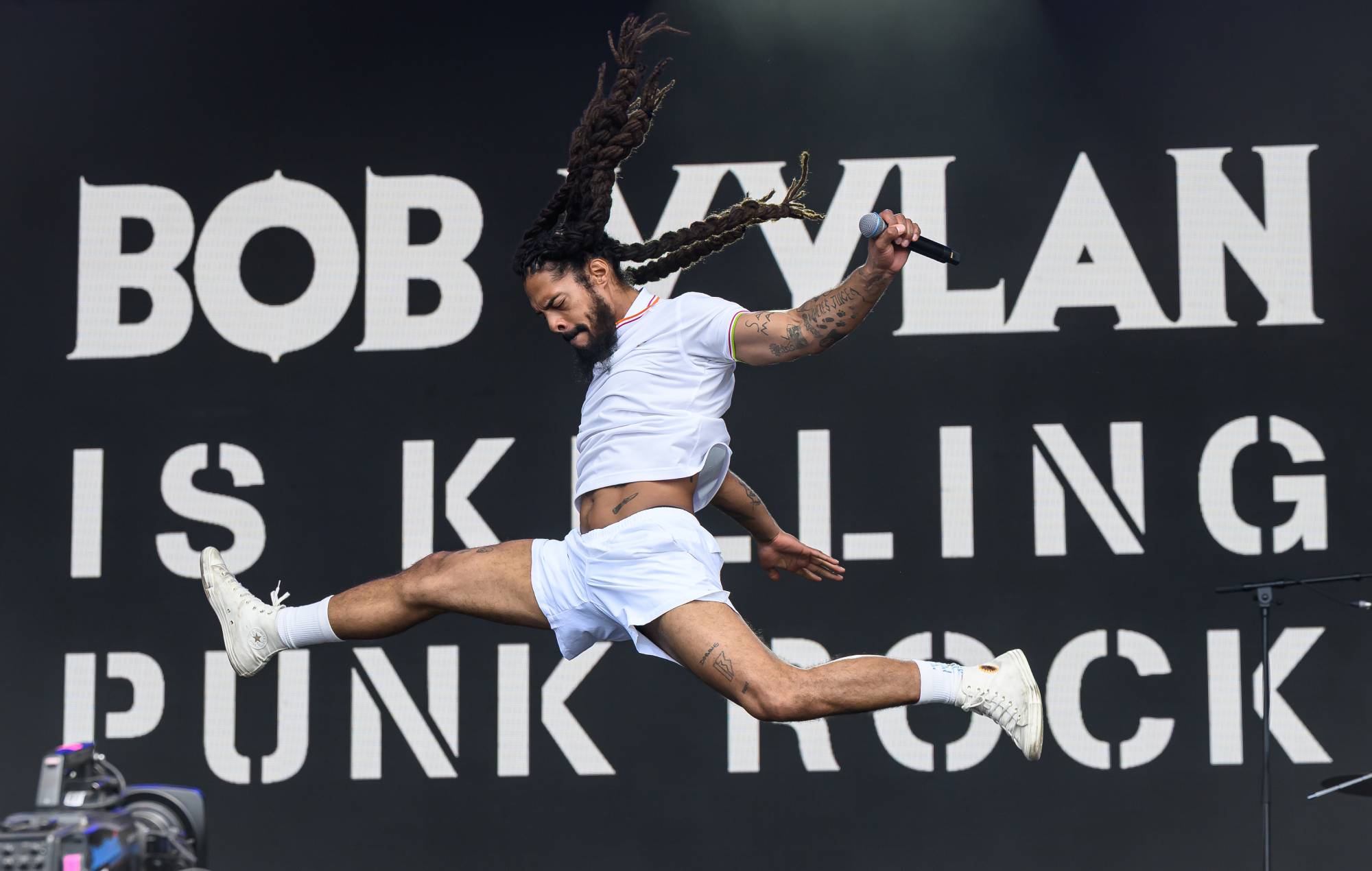 Hero dans l'erreur Sorti du festival radar, affirme que le festival "a été fait des boucs émissaires pour le plus grand problème"