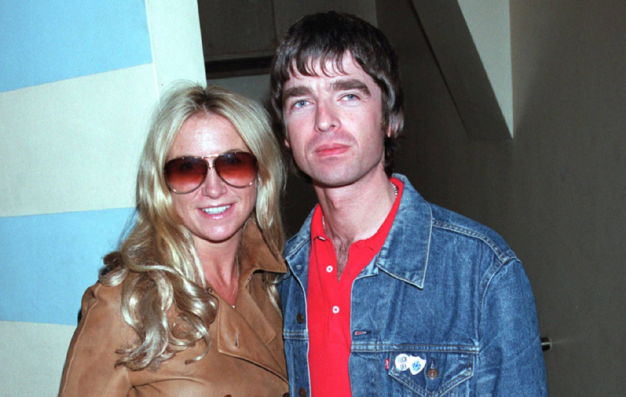 Meg Mathews "met tout droit" à propos de sa sortie précoce du concert de la réunion de Cardiff d'Oasis