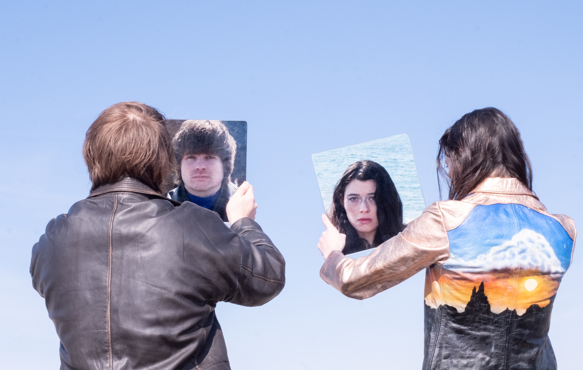 L'eau de vos yeux affronte l'univers