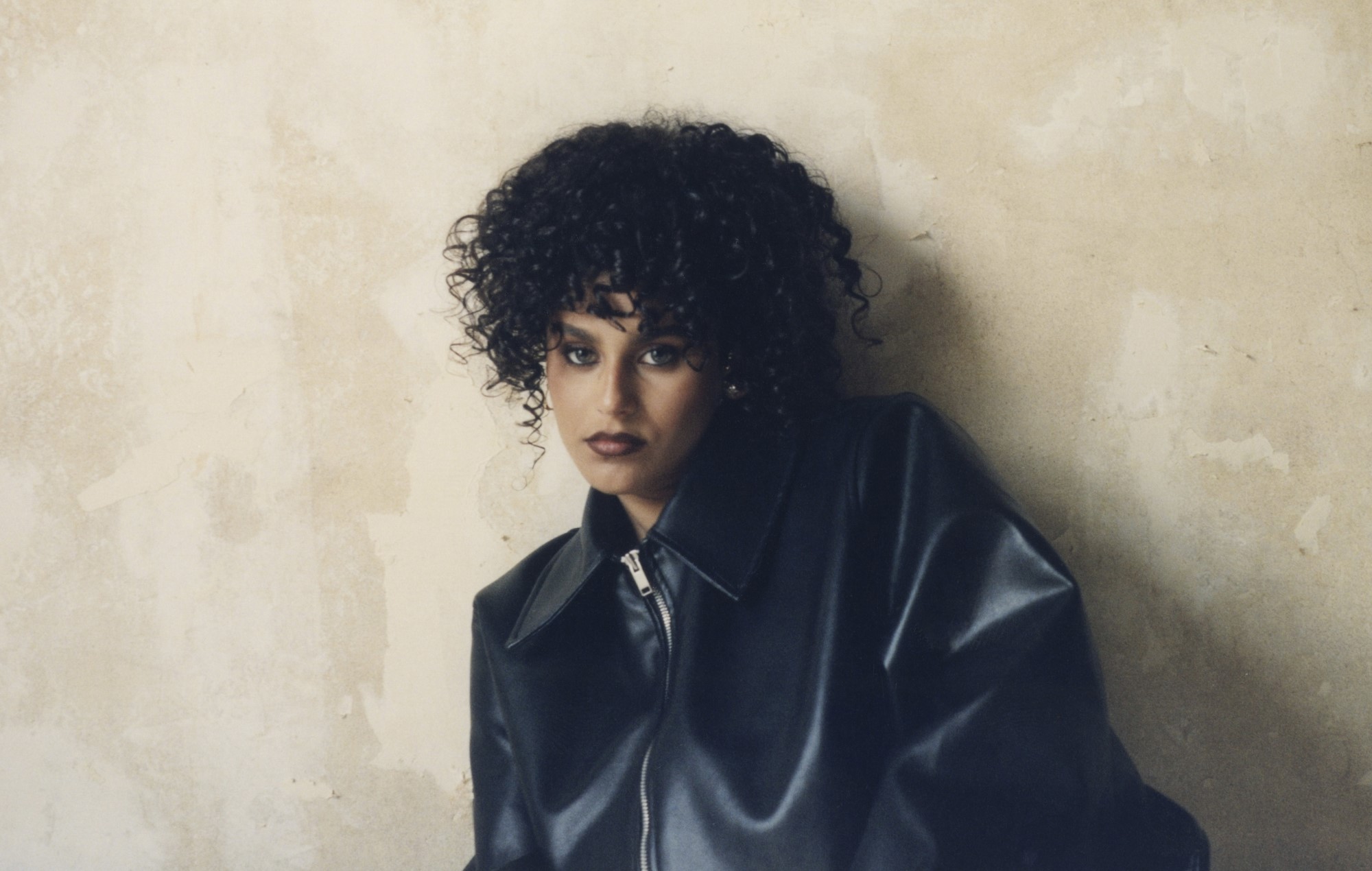 Talent audacieux R&B Jacoténe sait exactement qui elle veut être