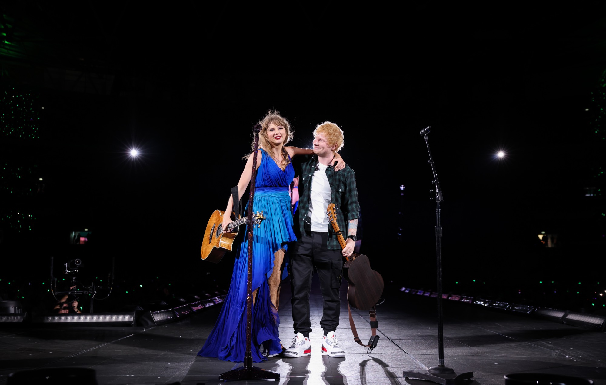 Taylor Swift laisse entendre que Ed Sheeran peut jouer à son mariage