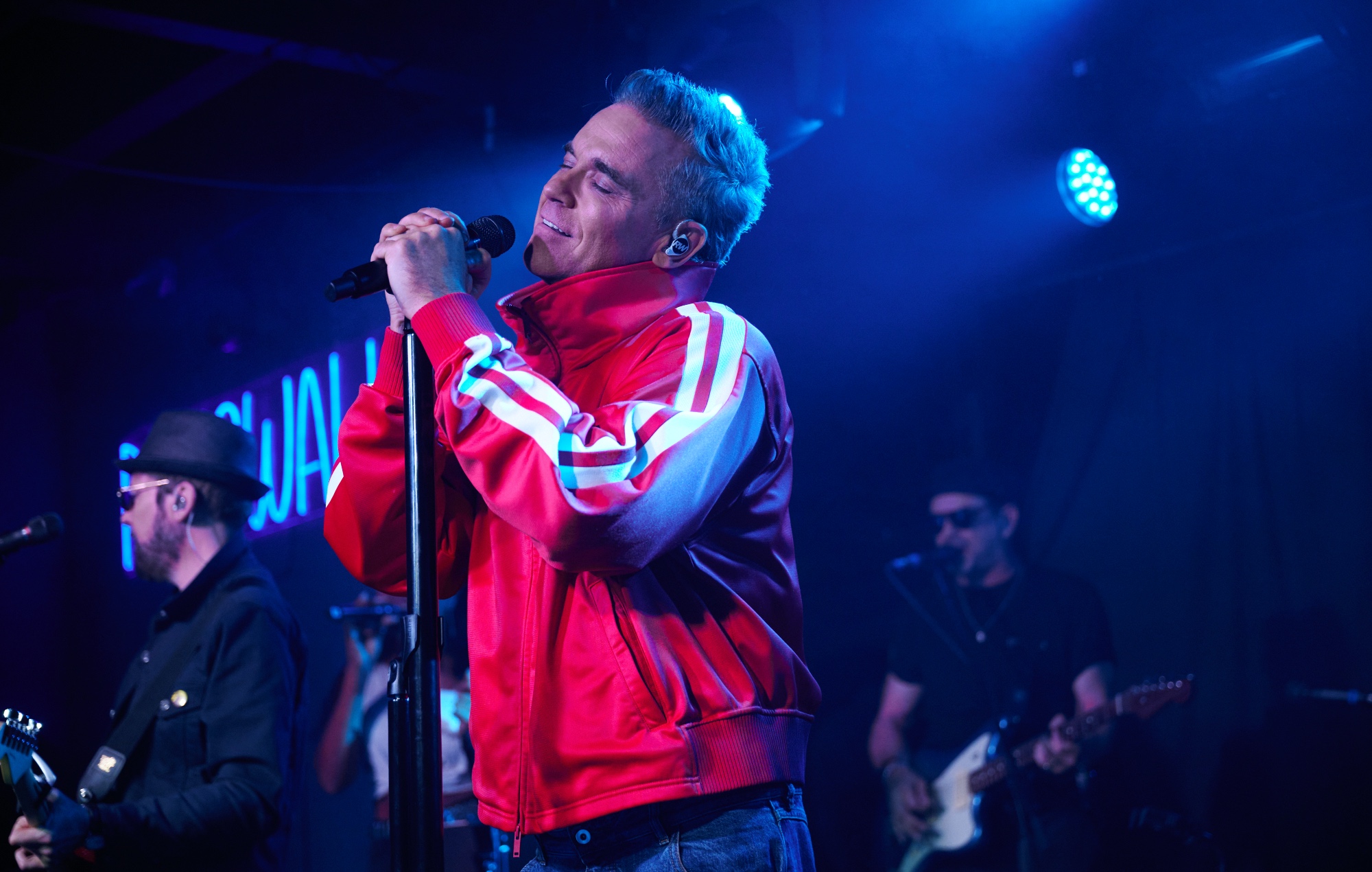 Robbie Williams en live sur scène à Dingwalls à Camden