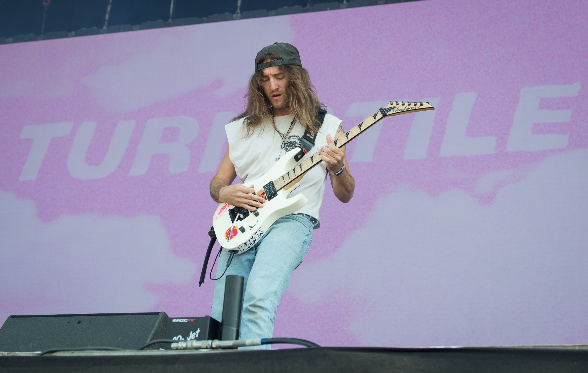 Regardez l'ancien guitariste de Turnstile Brady Ebert retourner avec le nouveau groupe le set