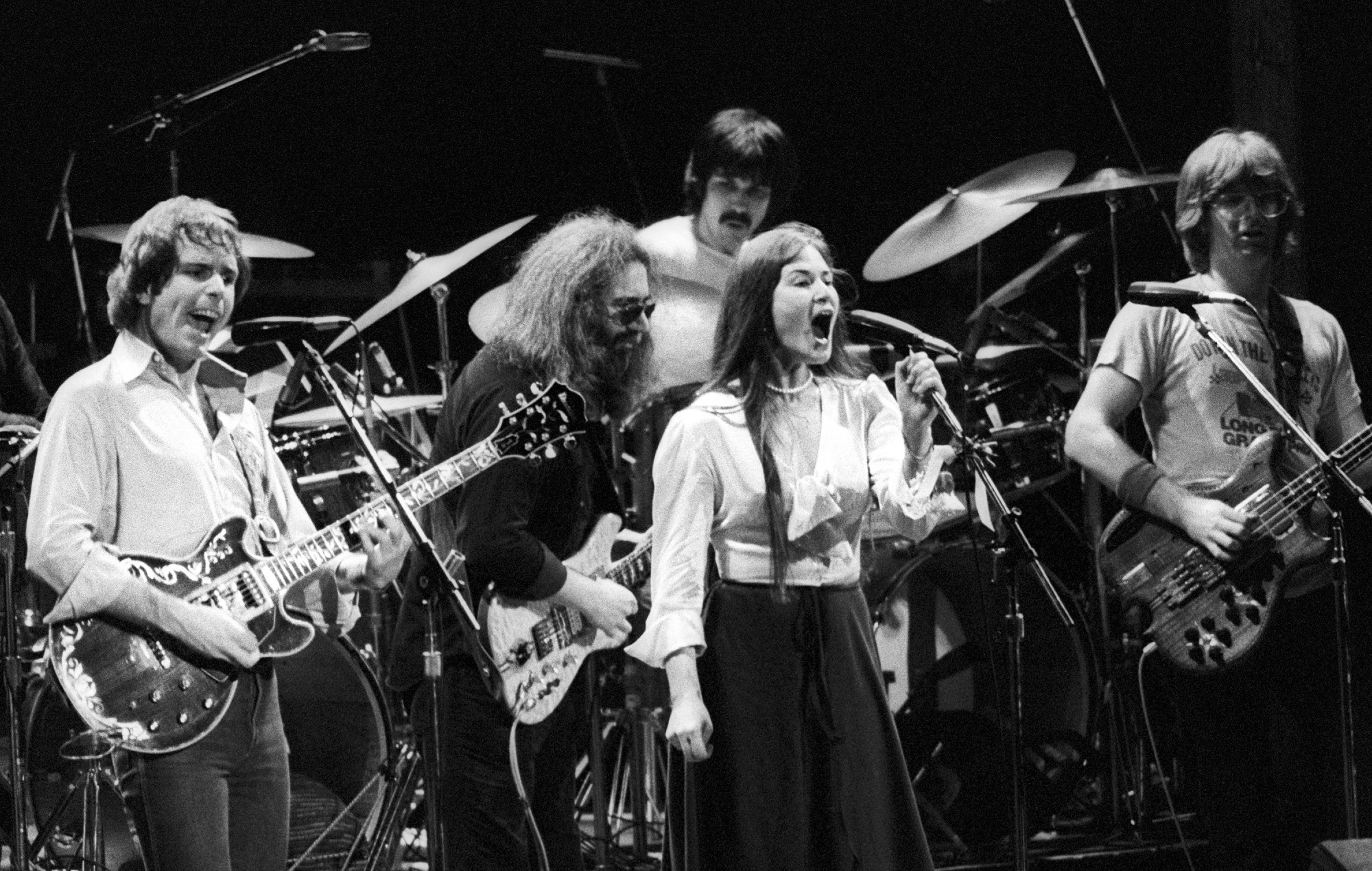 Les Grateful Dead rendent hommage à l'ancienne chanteuse Donna Jean Godchaux, décédée