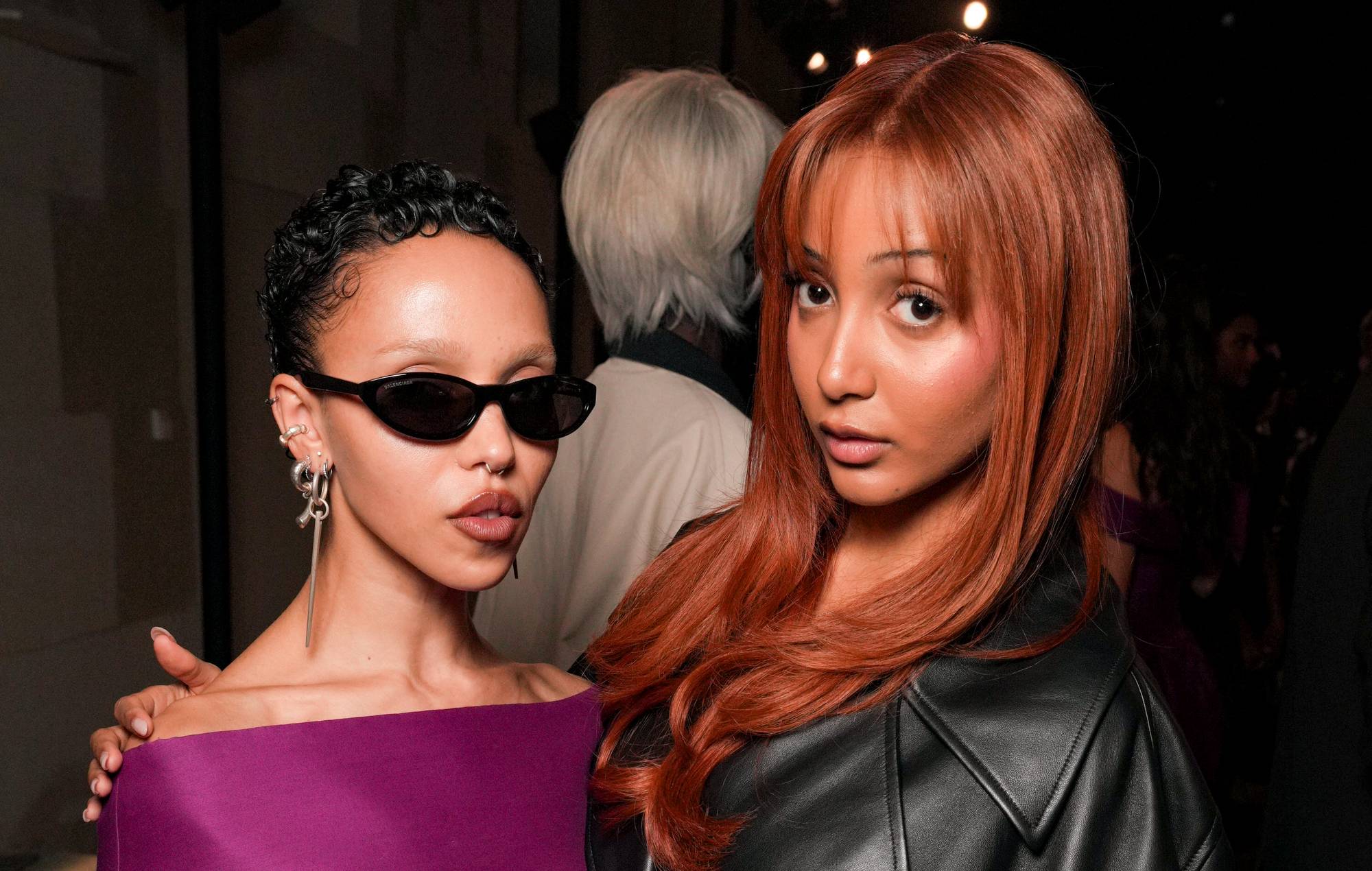 Regardez FKA Twigs rejoindre PinkPantheress pour le début de la nouvelle chanson « Wild And Alone »