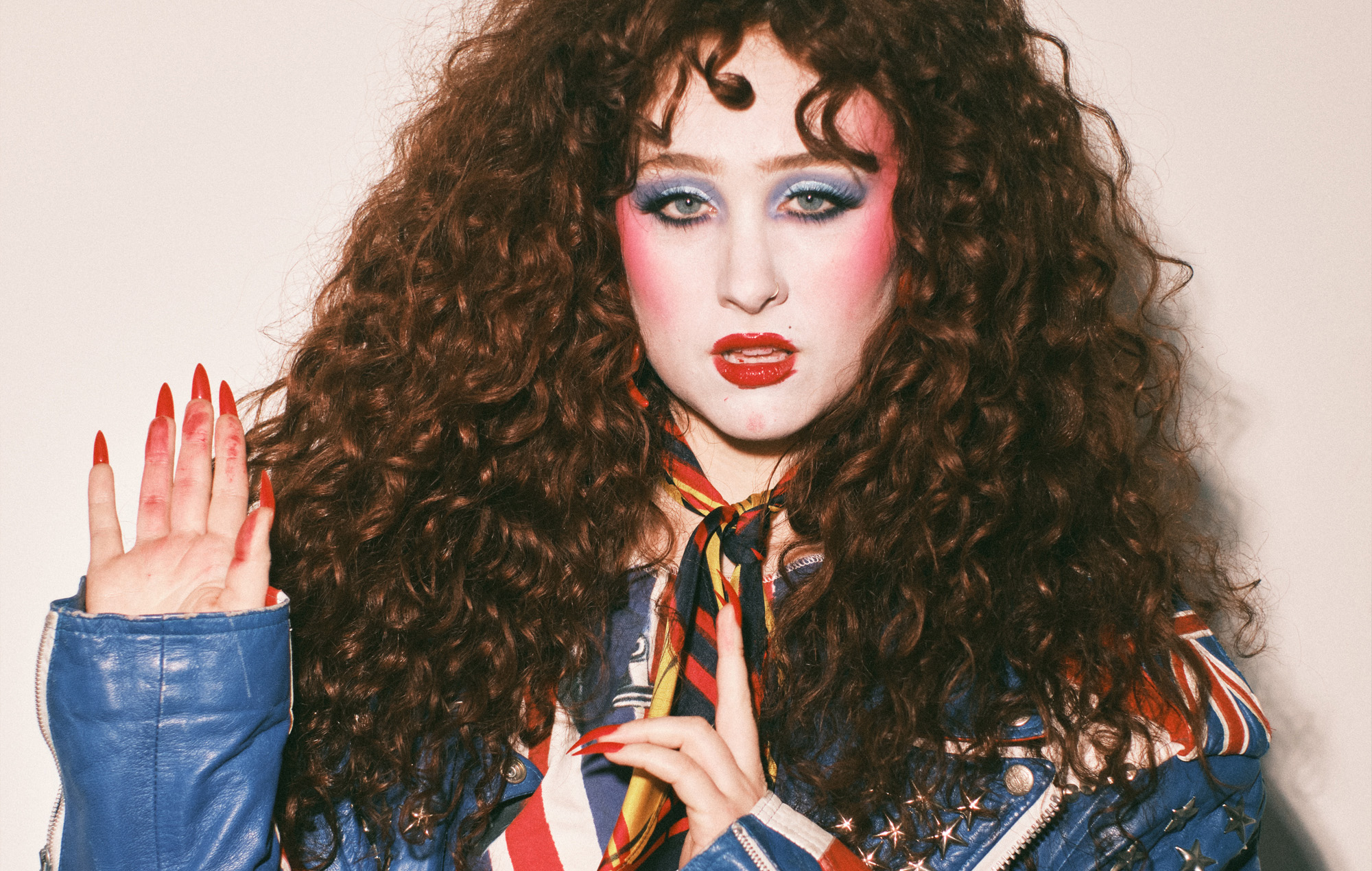 Chappell Roan dit qu'elle "ne tolère pas" la "merde insensée" que Brigitte Bardot a inspirée à "Red Wine Supernova"