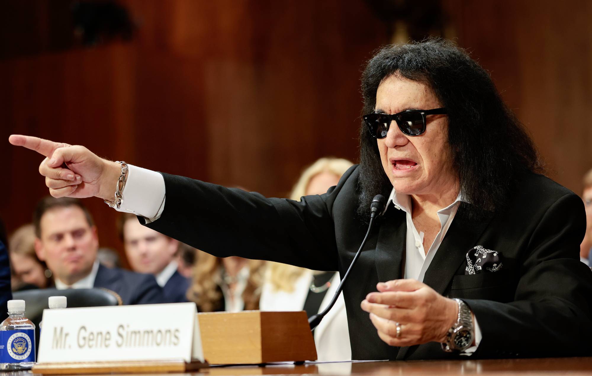 Gene Simmons de KISS affirme que les artistes américains sont traités "pire que des esclaves" à cause du paiement des radios