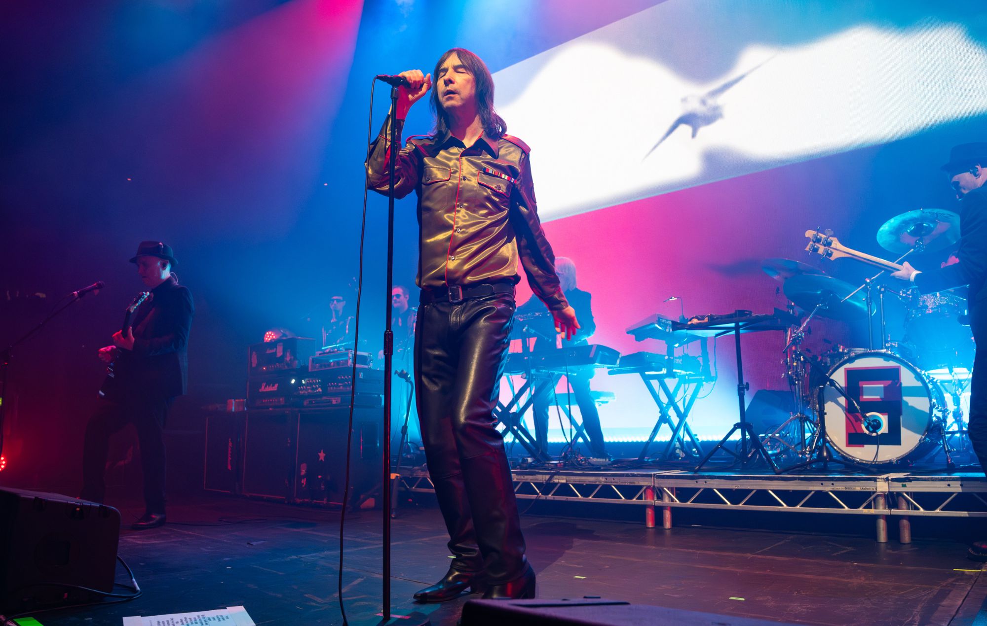 Le concert de Primal Scream Trentham Live annulé après que le groupe ait riposté aux accusations d'antisémitisme de Roundhouse